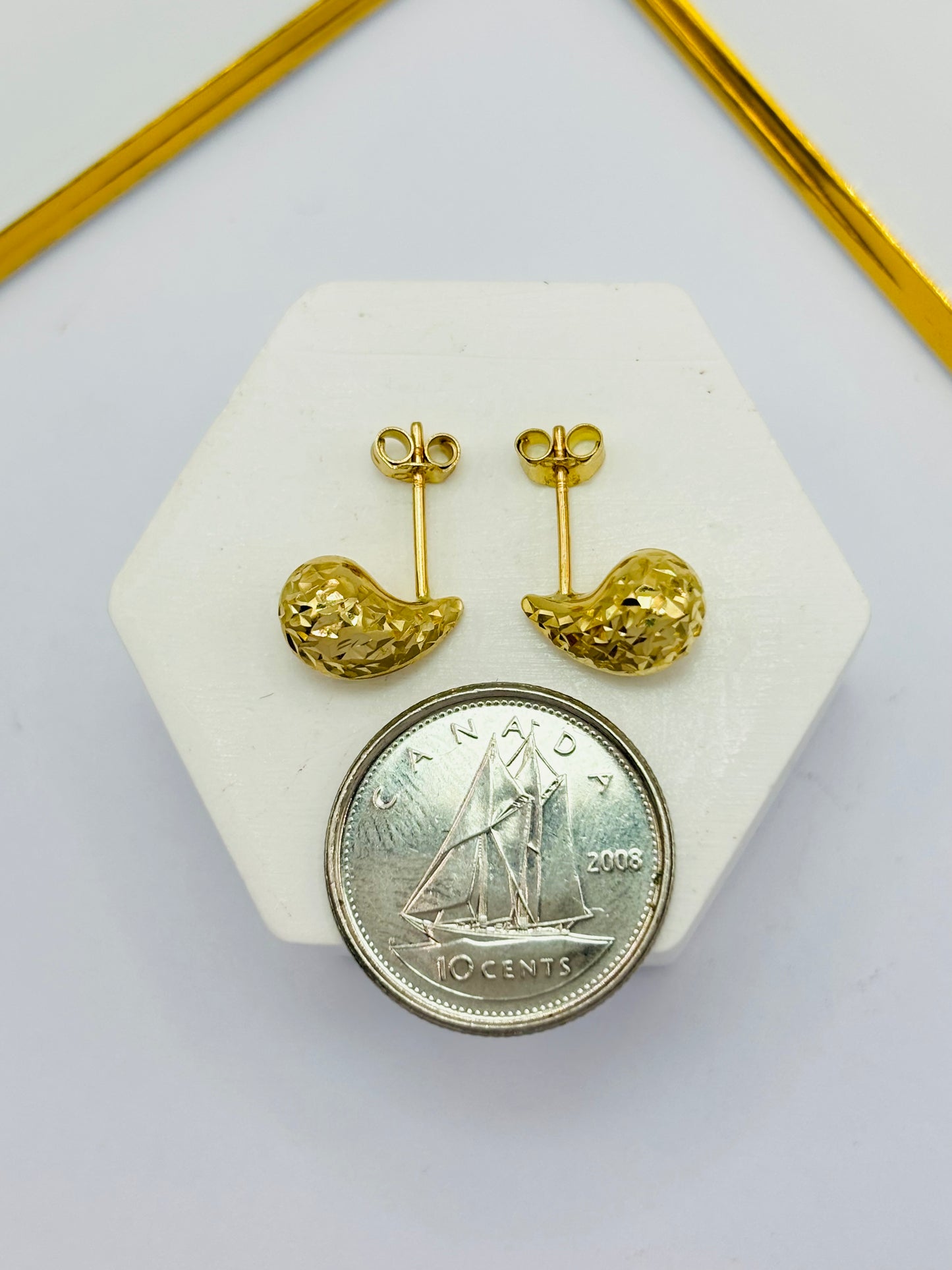 K18 Japan Diamond Cut Teardrop Small Earrings