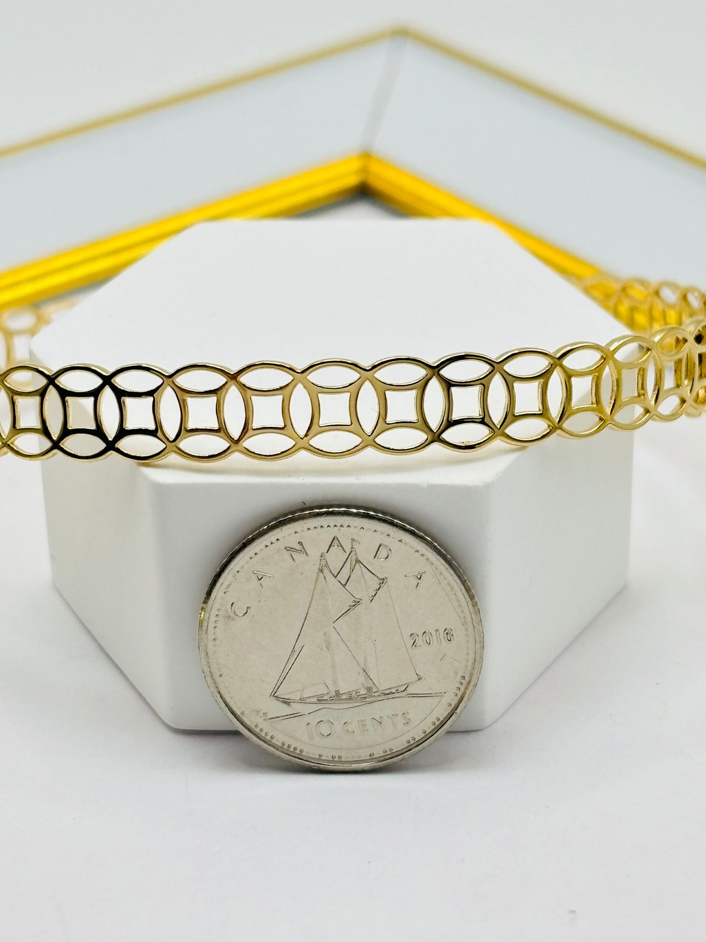 18K Gold Money Cather Bangle