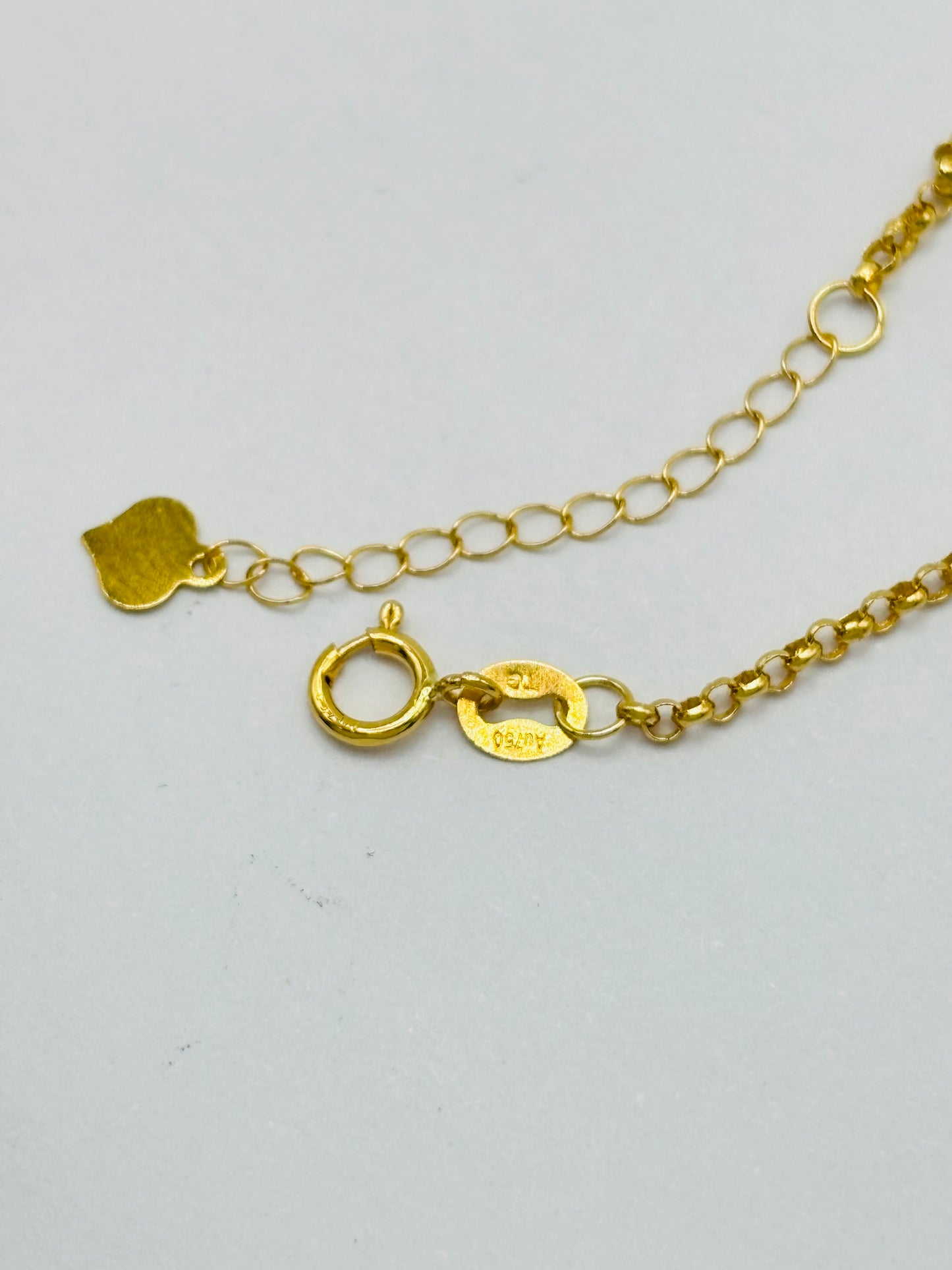 18K Gold Heart Attached Bracelet
