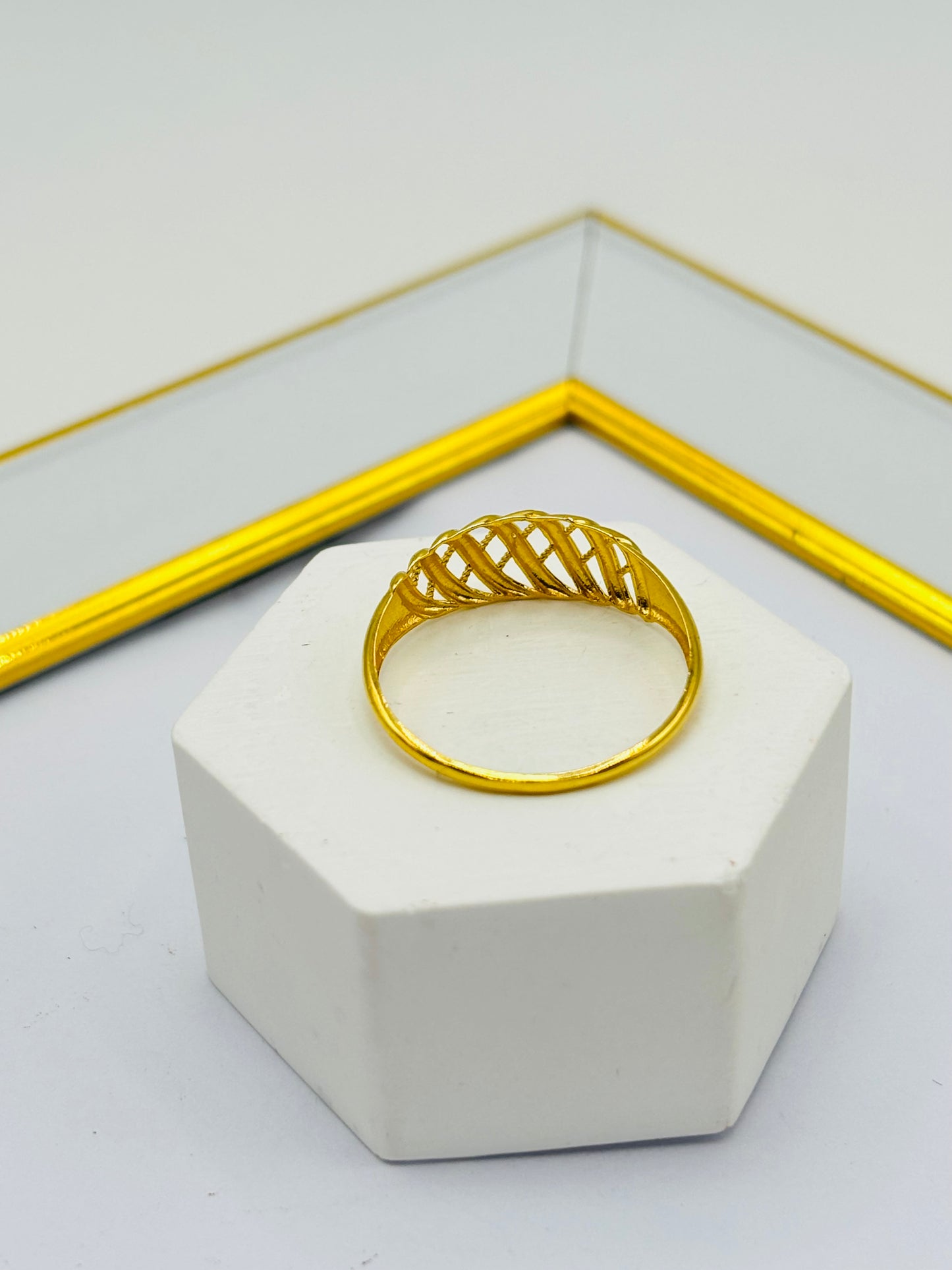 18K Gold Net Ring