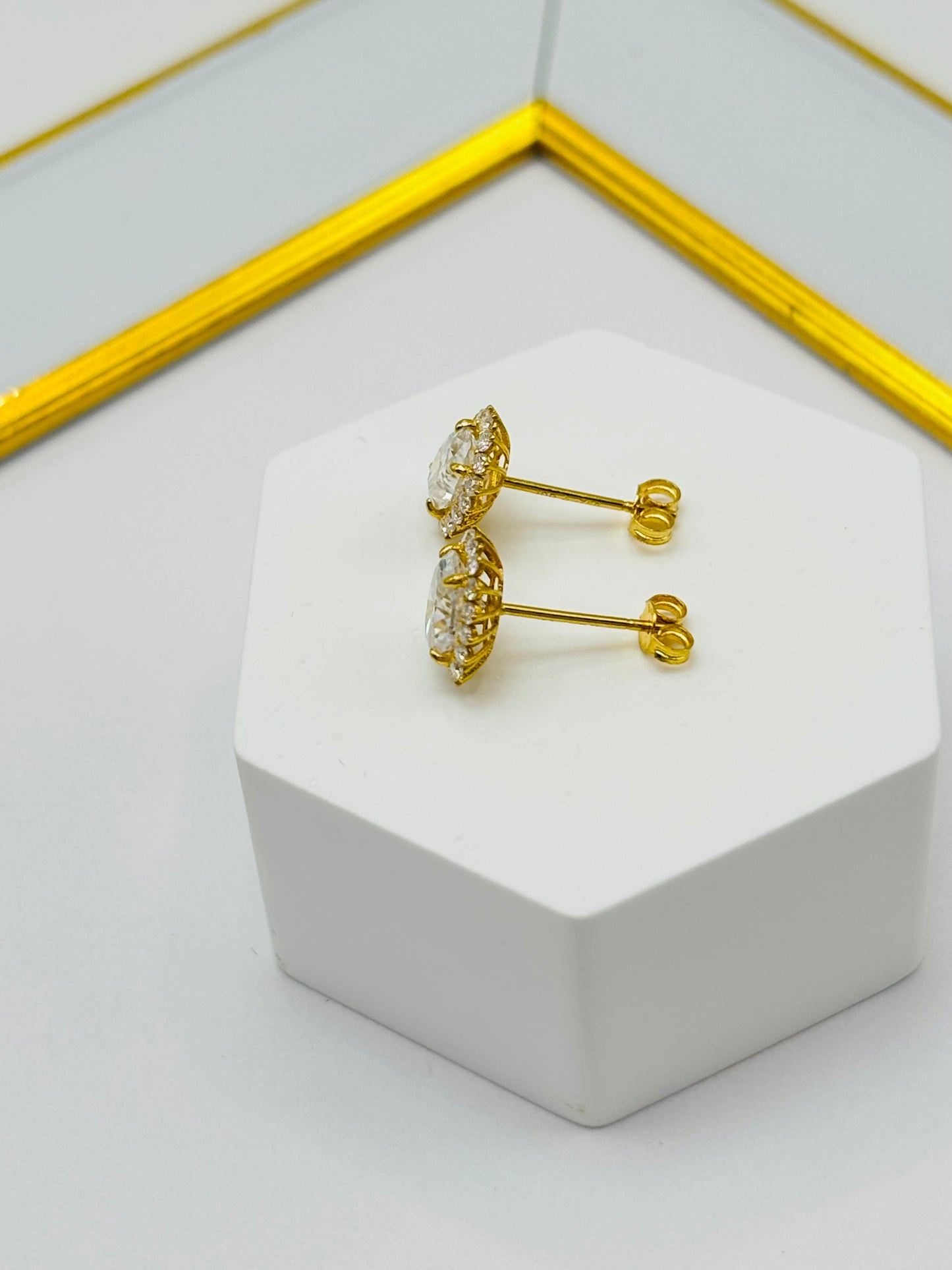 18K Gold Oval Moissanite Diamond Earrings