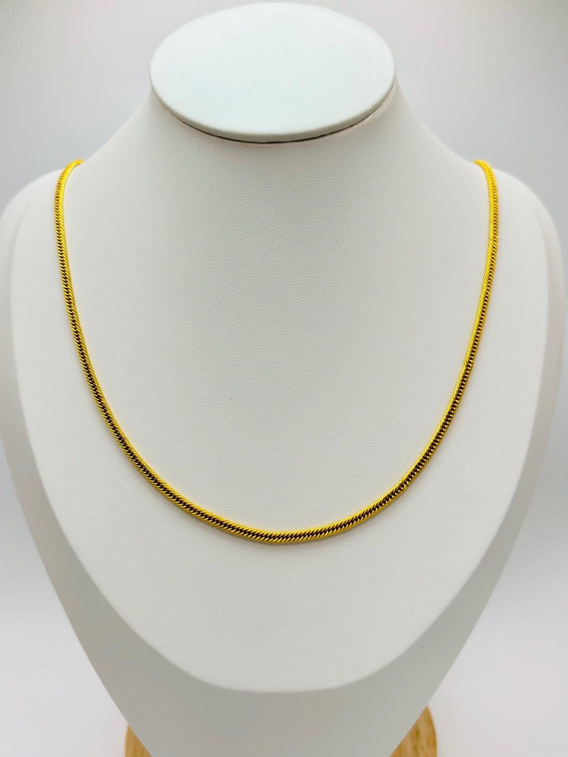 18K Gold Triple Lock Chain