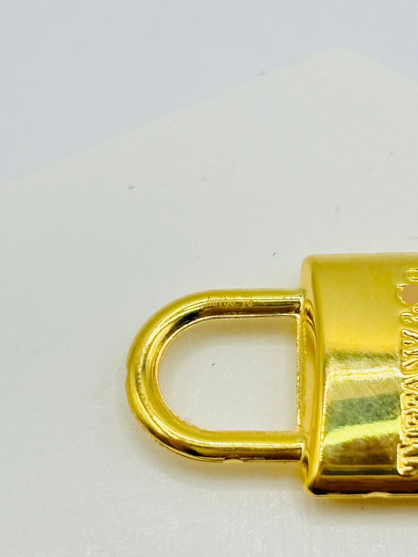 18K Gold Padlock Pendant