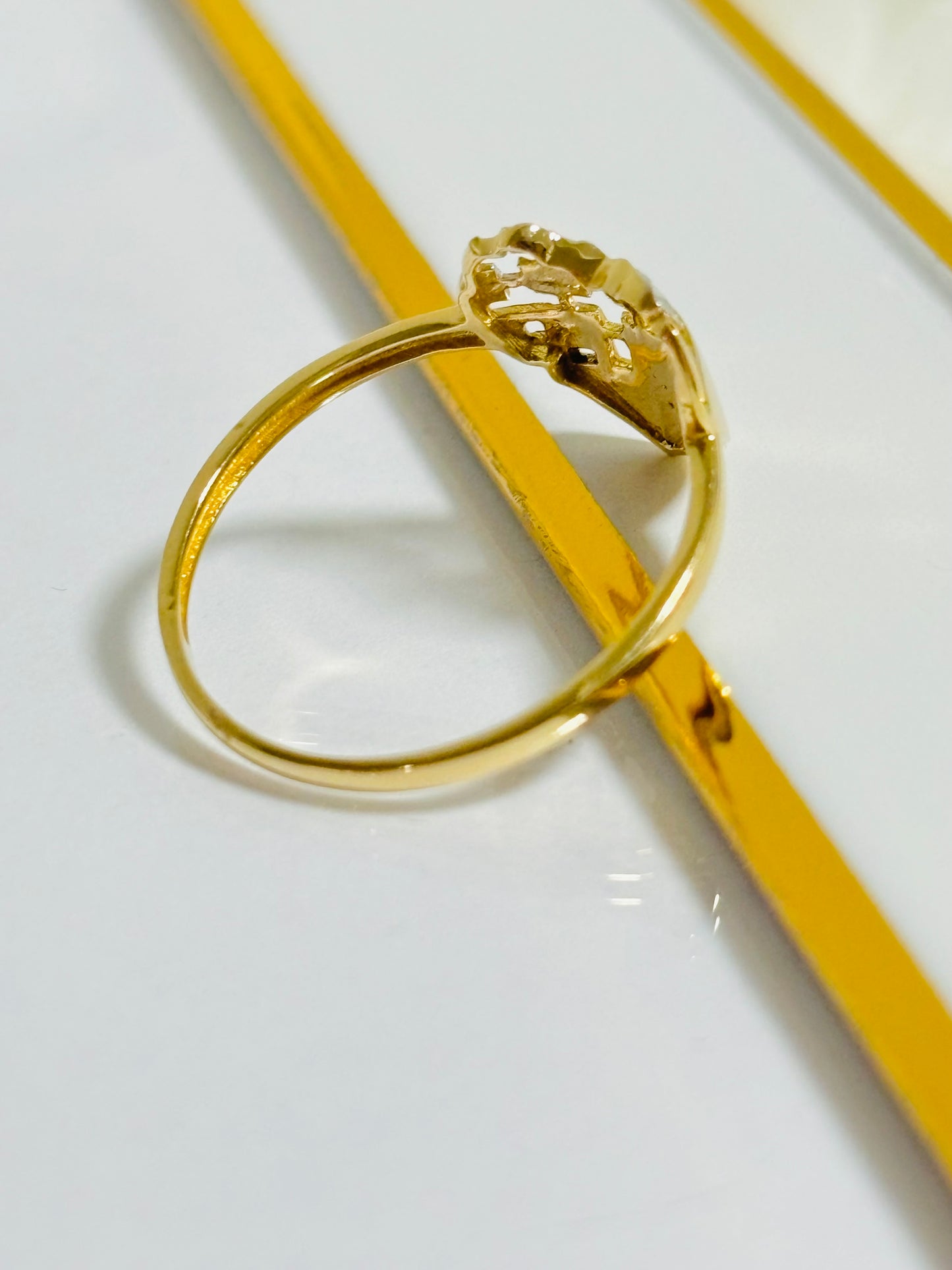 18K Gold Heart Ring
