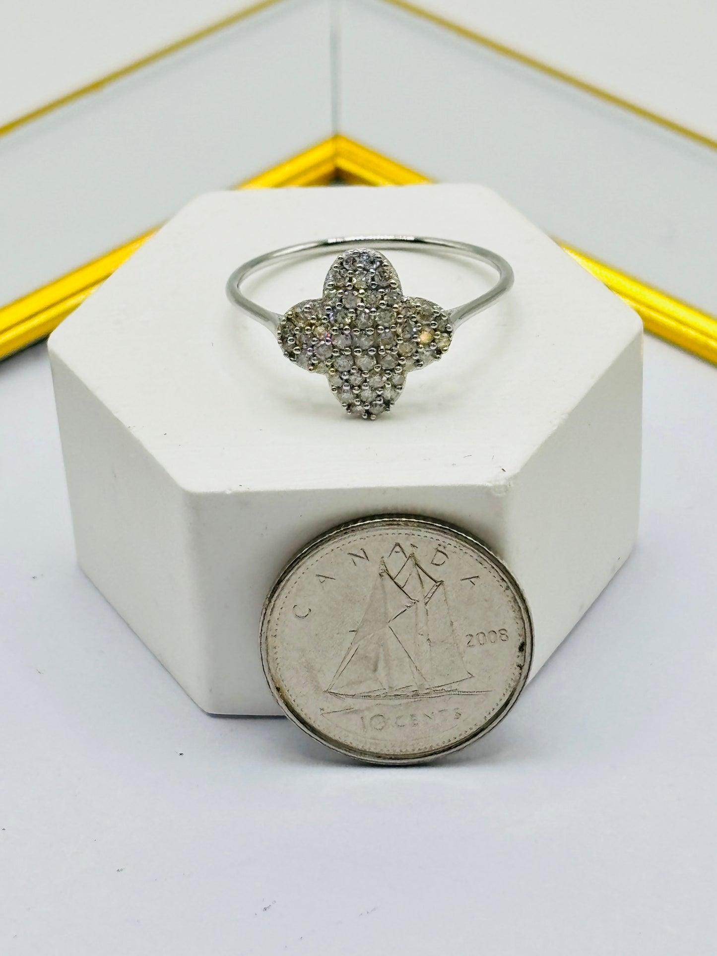 K18 Japan Gold Clover 0.50 carat Natural Diamond Ring