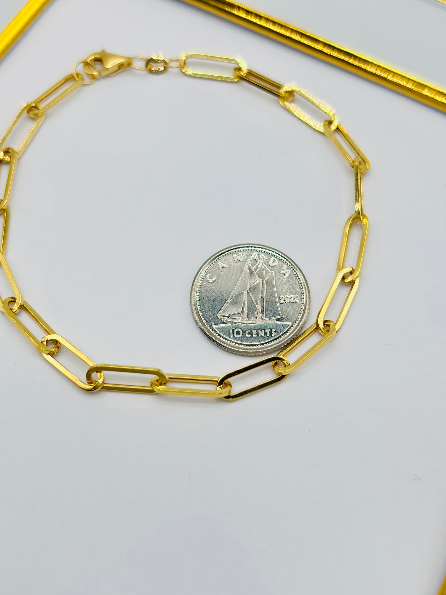 18K Gold Paperclip Bracelet