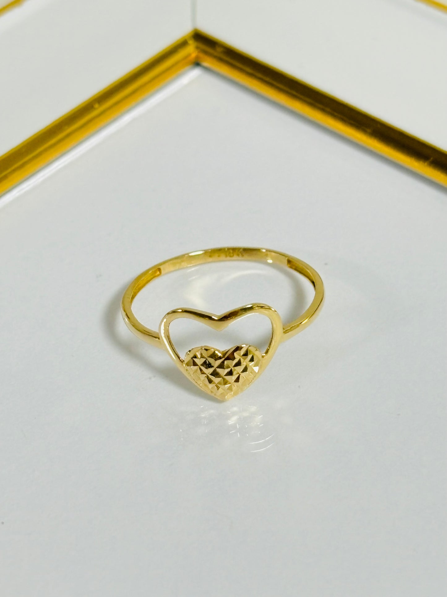 18K Gold Heart Ring