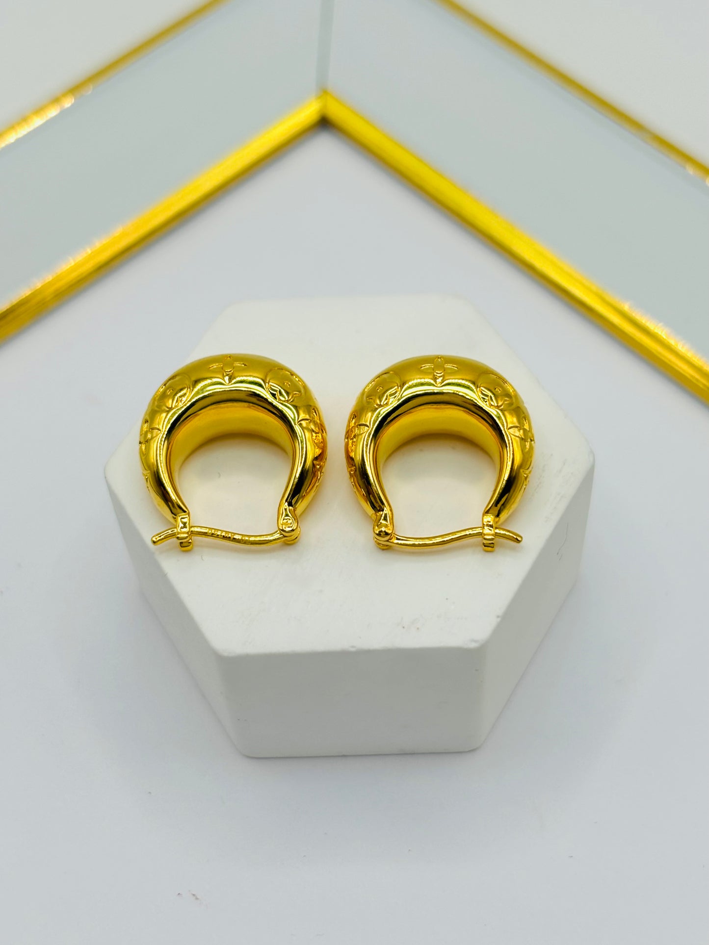 18K Gold Pattern Loop Earrings (Electroform)