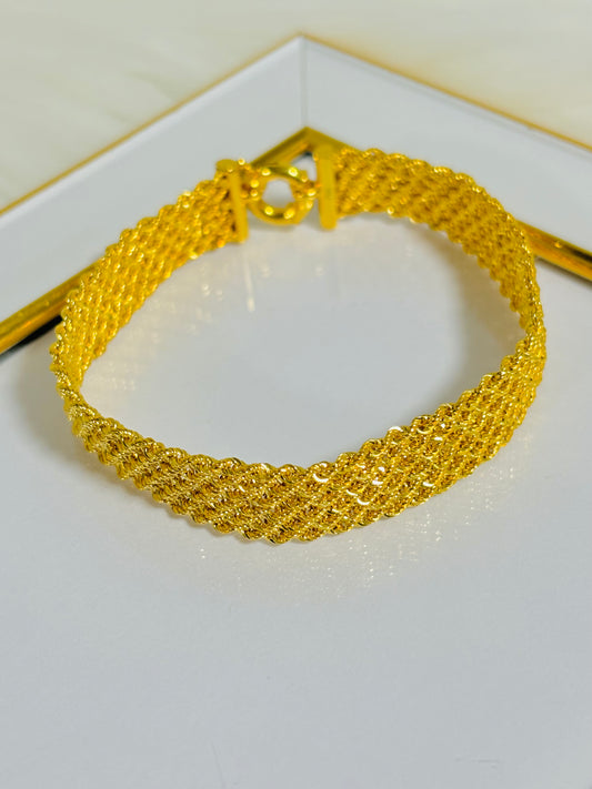 18K Gold Bracelet