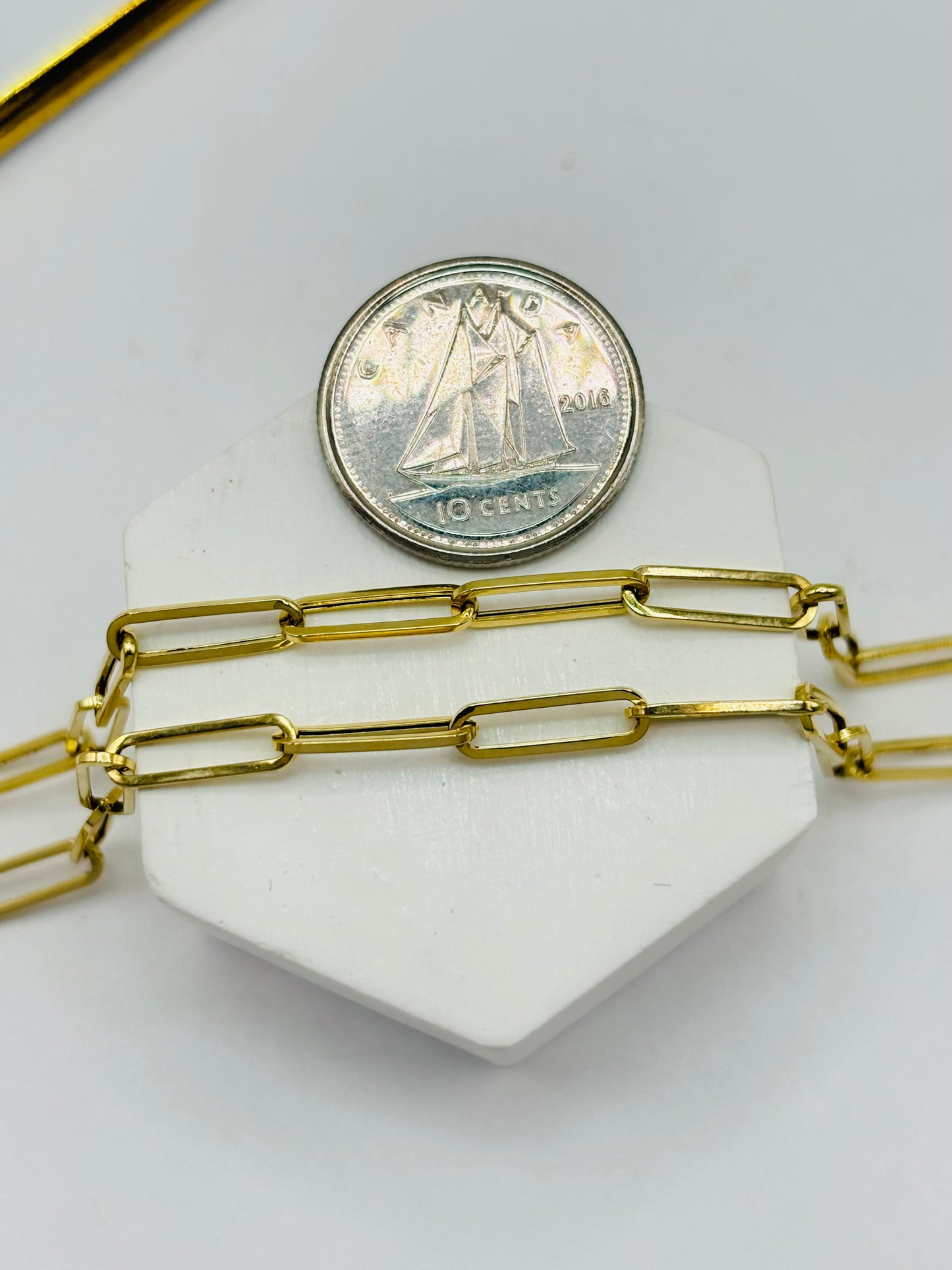 K18 Japan Gold Padlock Necklace