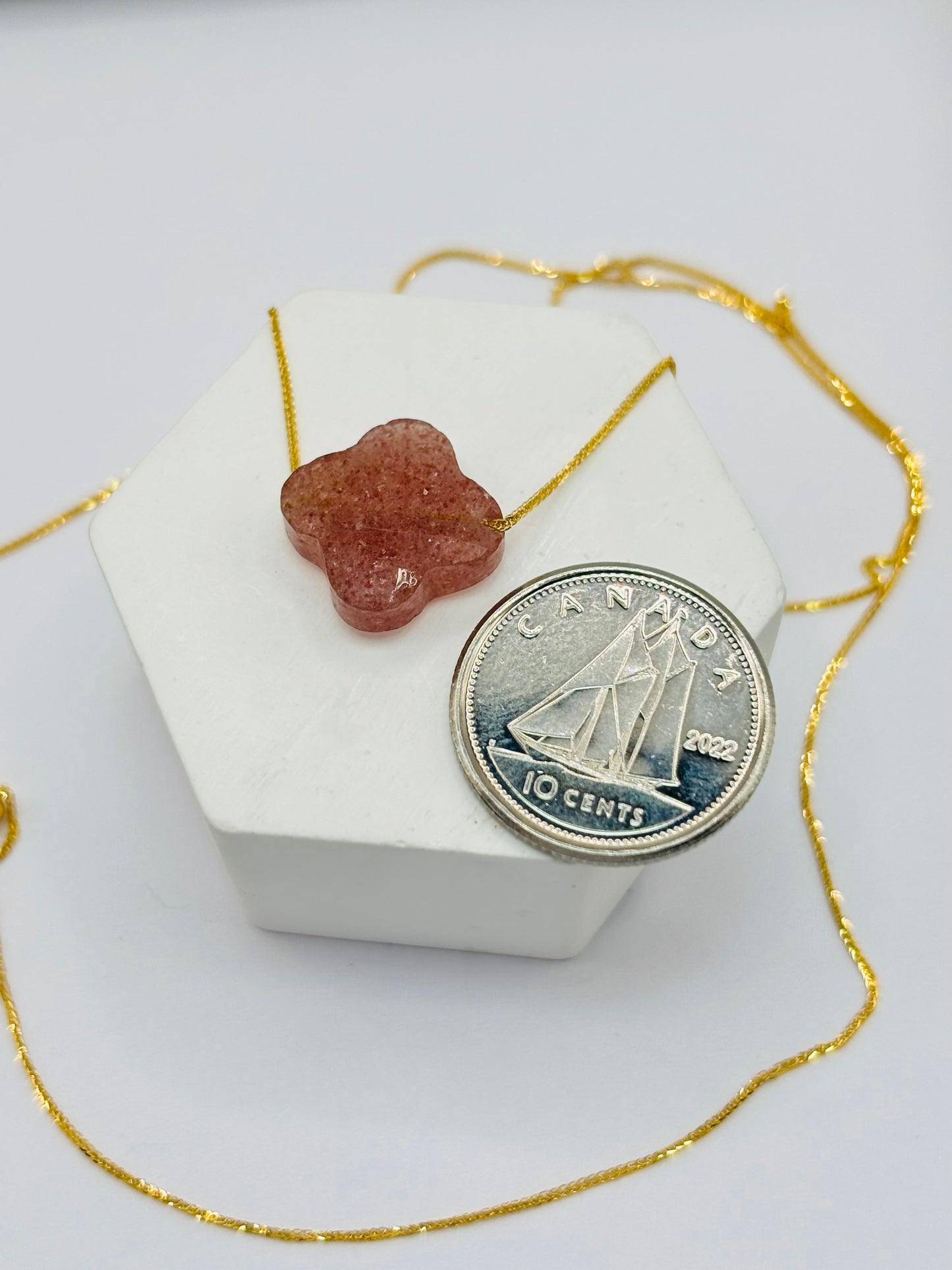 18K Gold Attached Necklace with a Pink Clover Stone