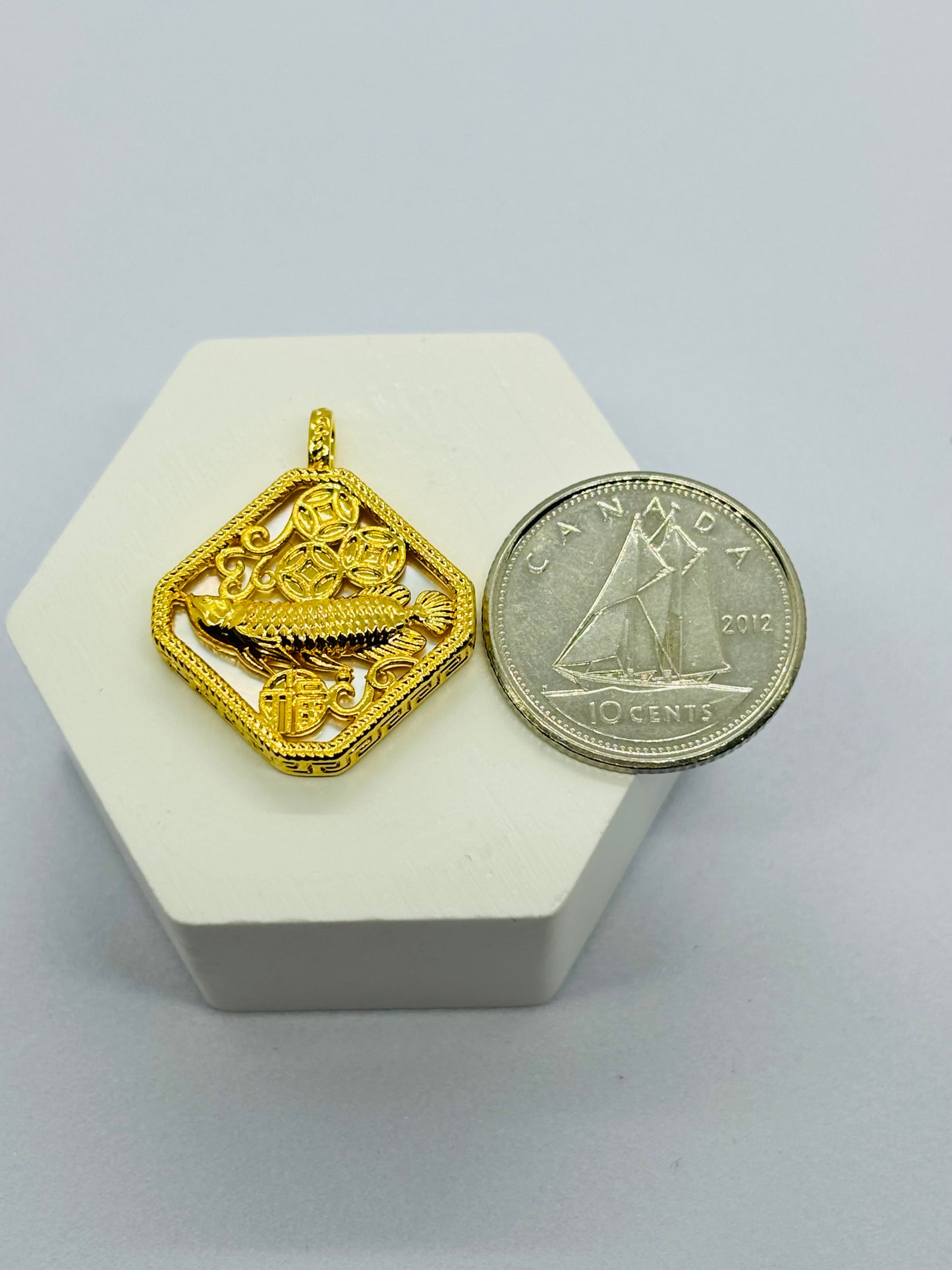 18K Gold Arowana Fish Pendant White (HOLLOW)
