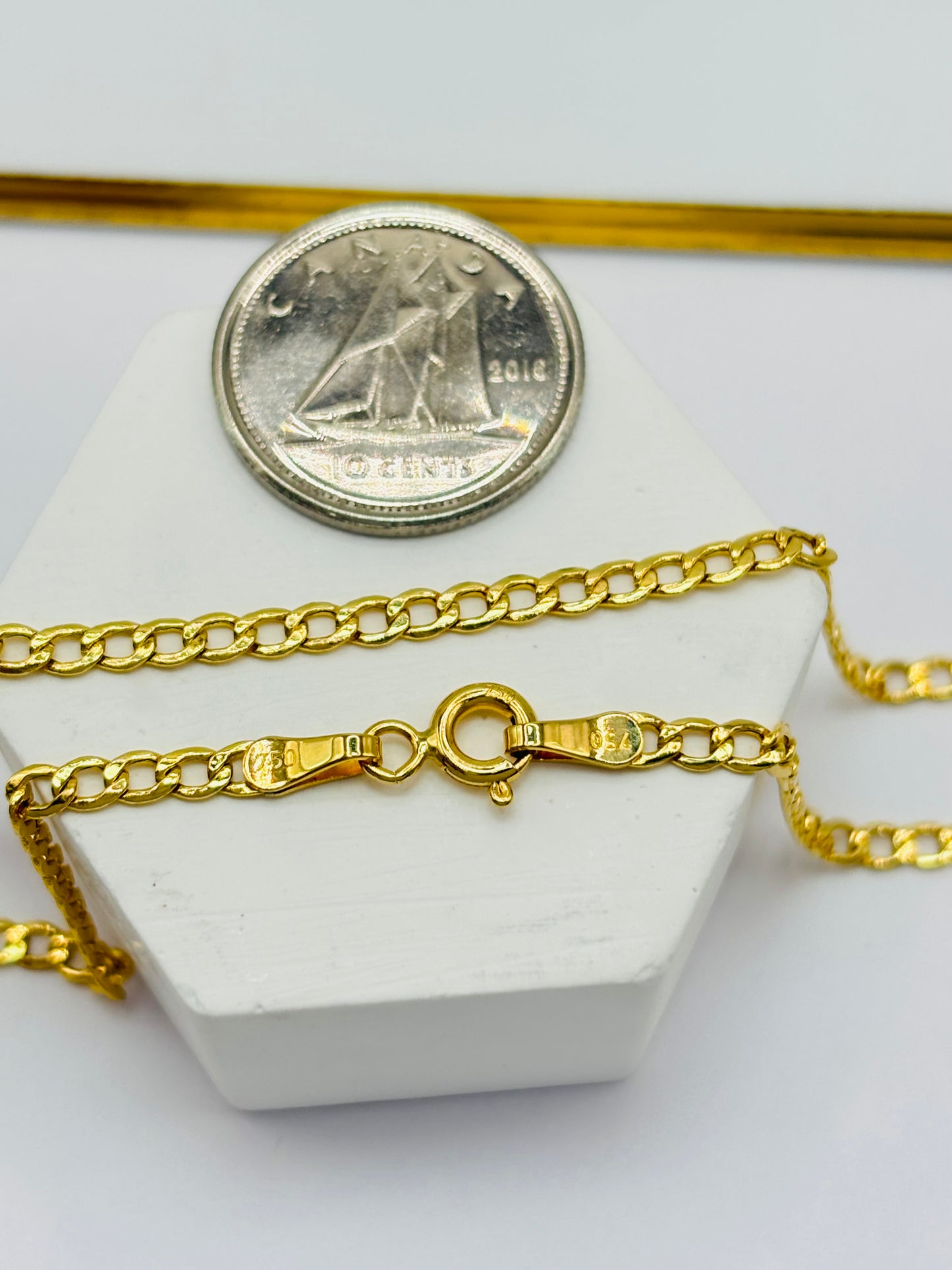 18K Gold Curb Necklace