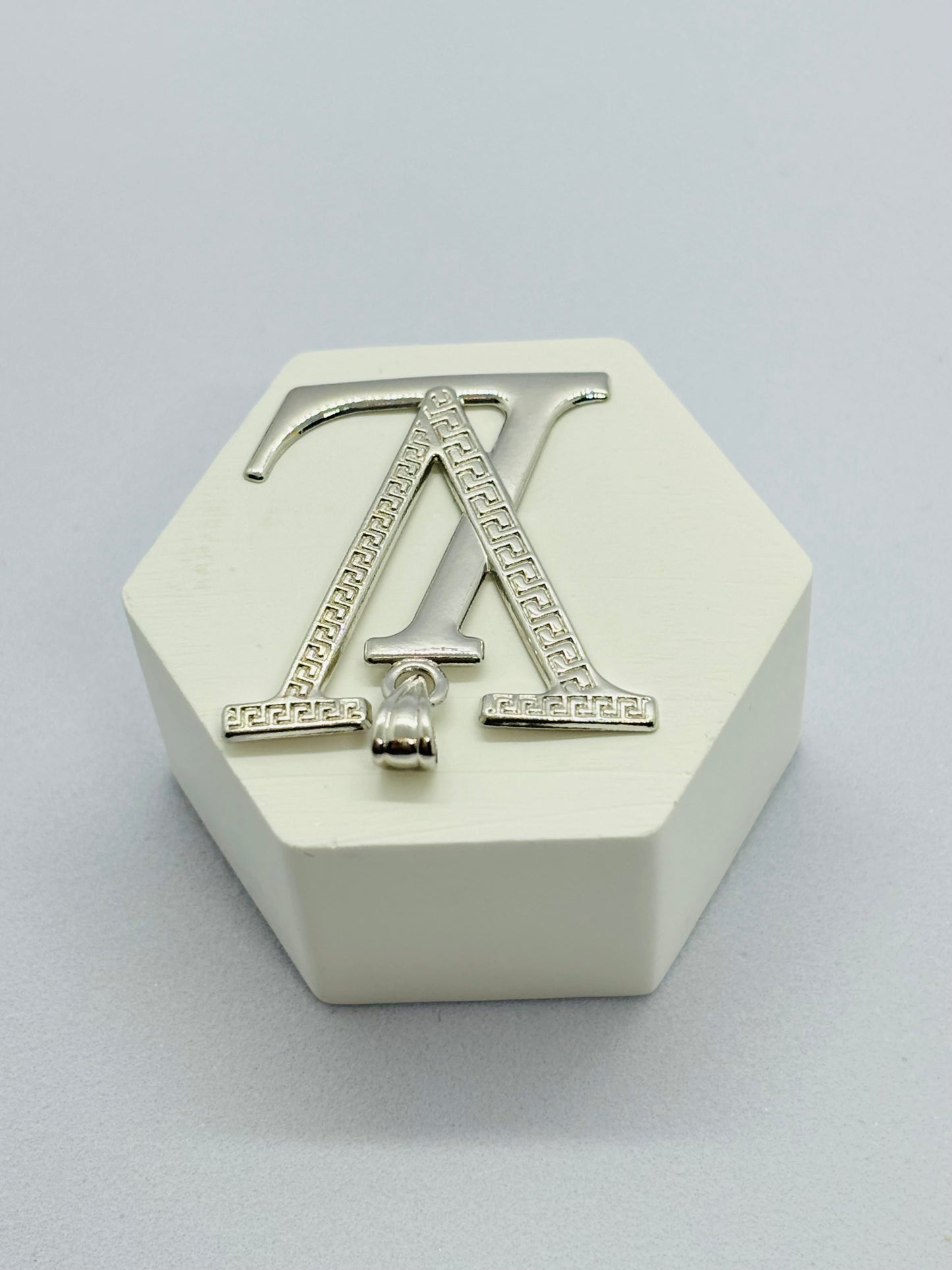18K White Gold Pendant (Chain NOT Included)