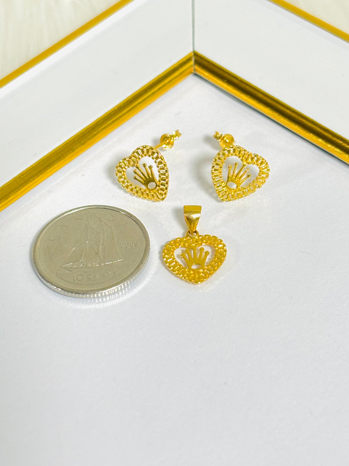 18K Gold Heart Crown Earrings and Pendant Set
