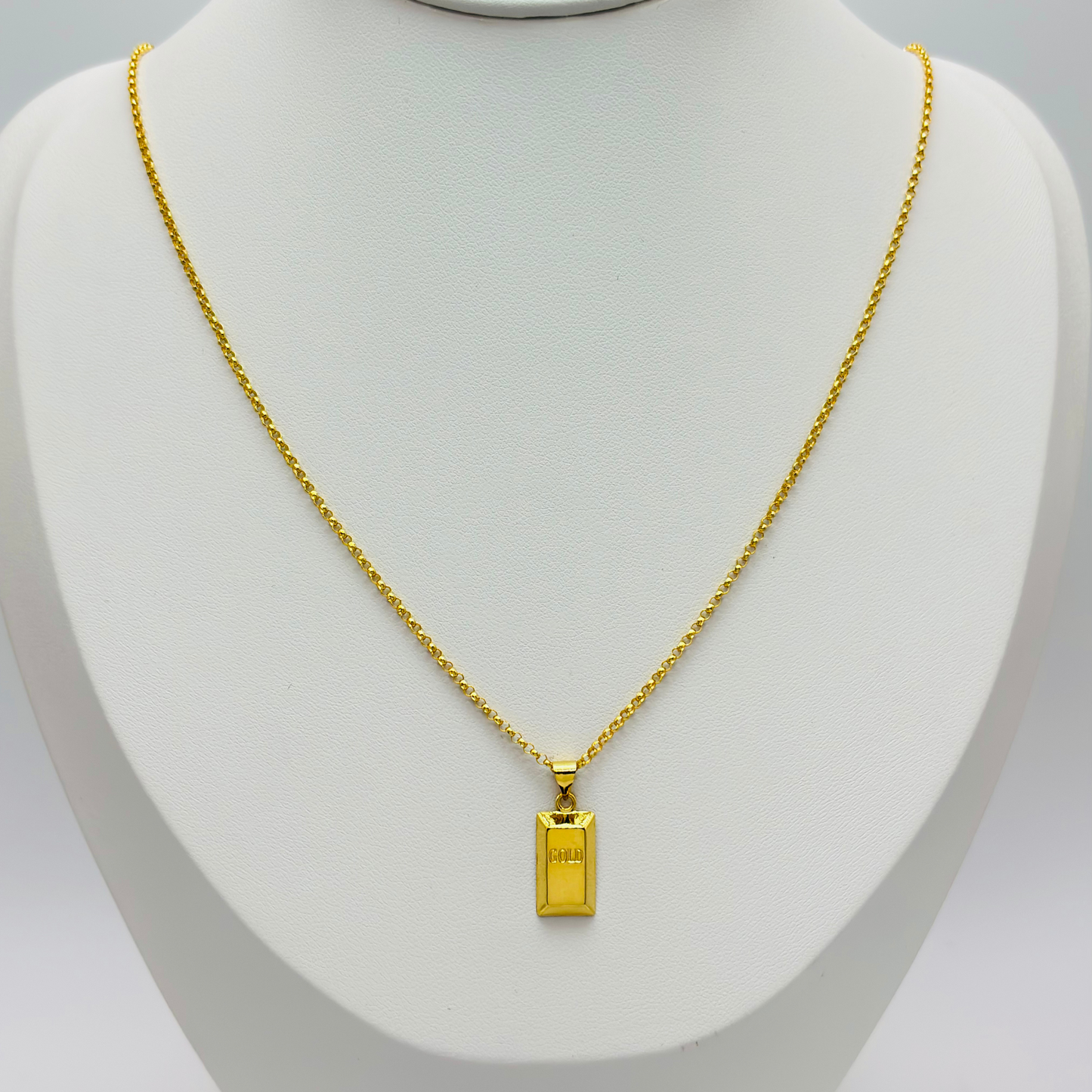 18K Gold Tauco with Gold Bar Pendant Necklace Set
