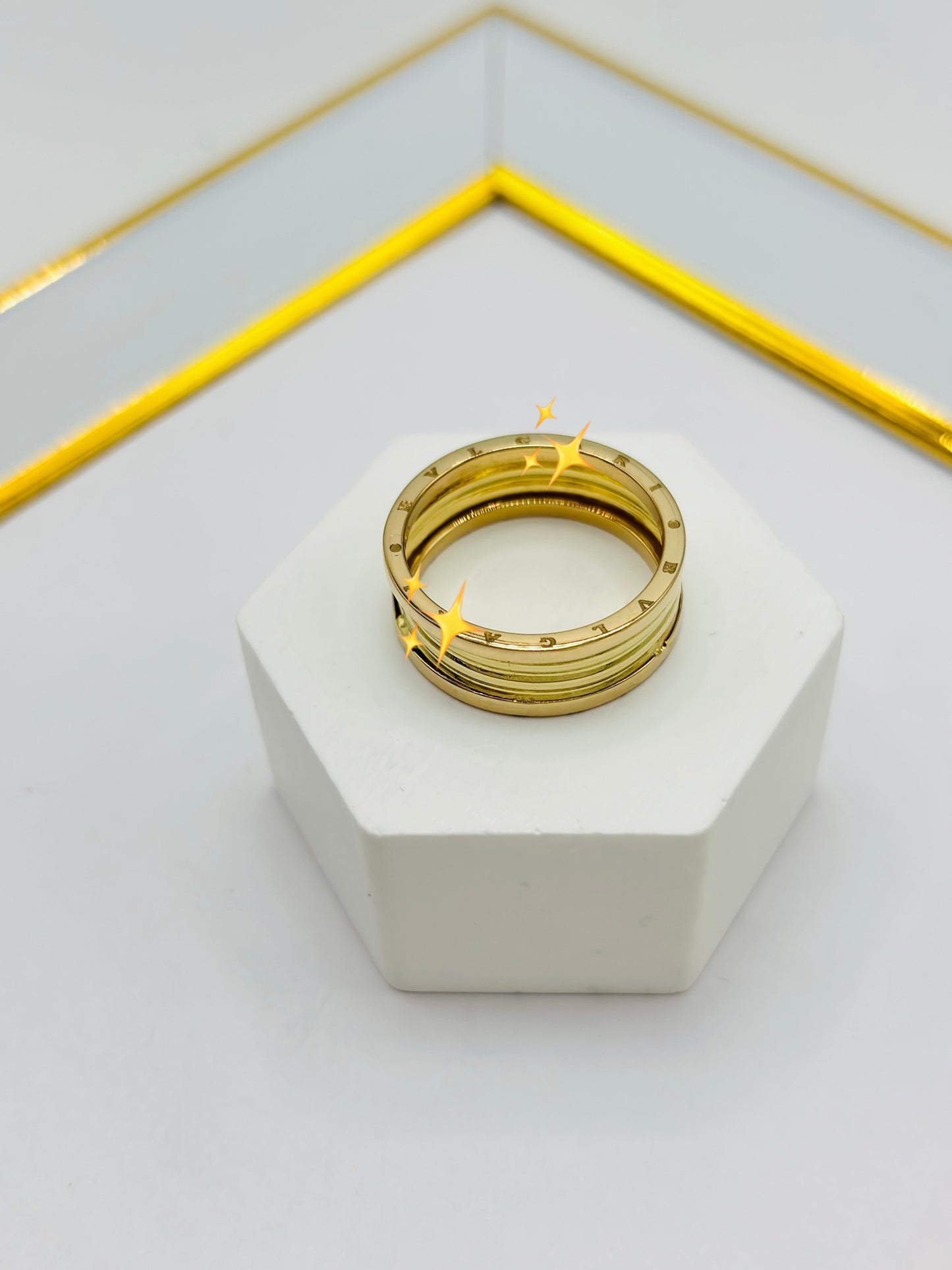18K Gold BvL Ring (Imperfection)
