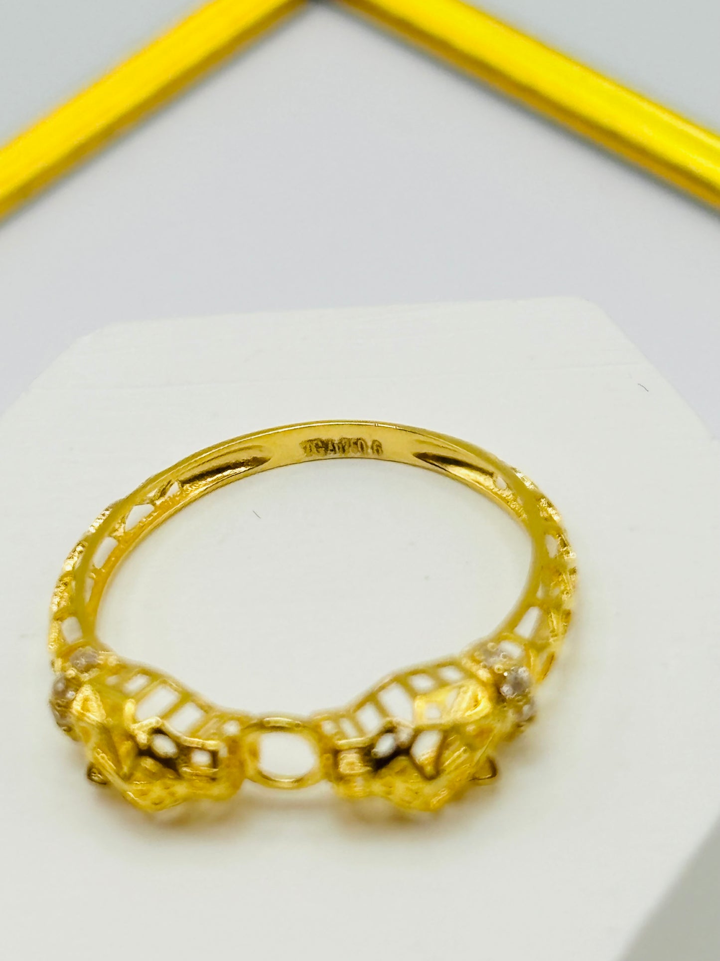 18K Gold Panther Ring