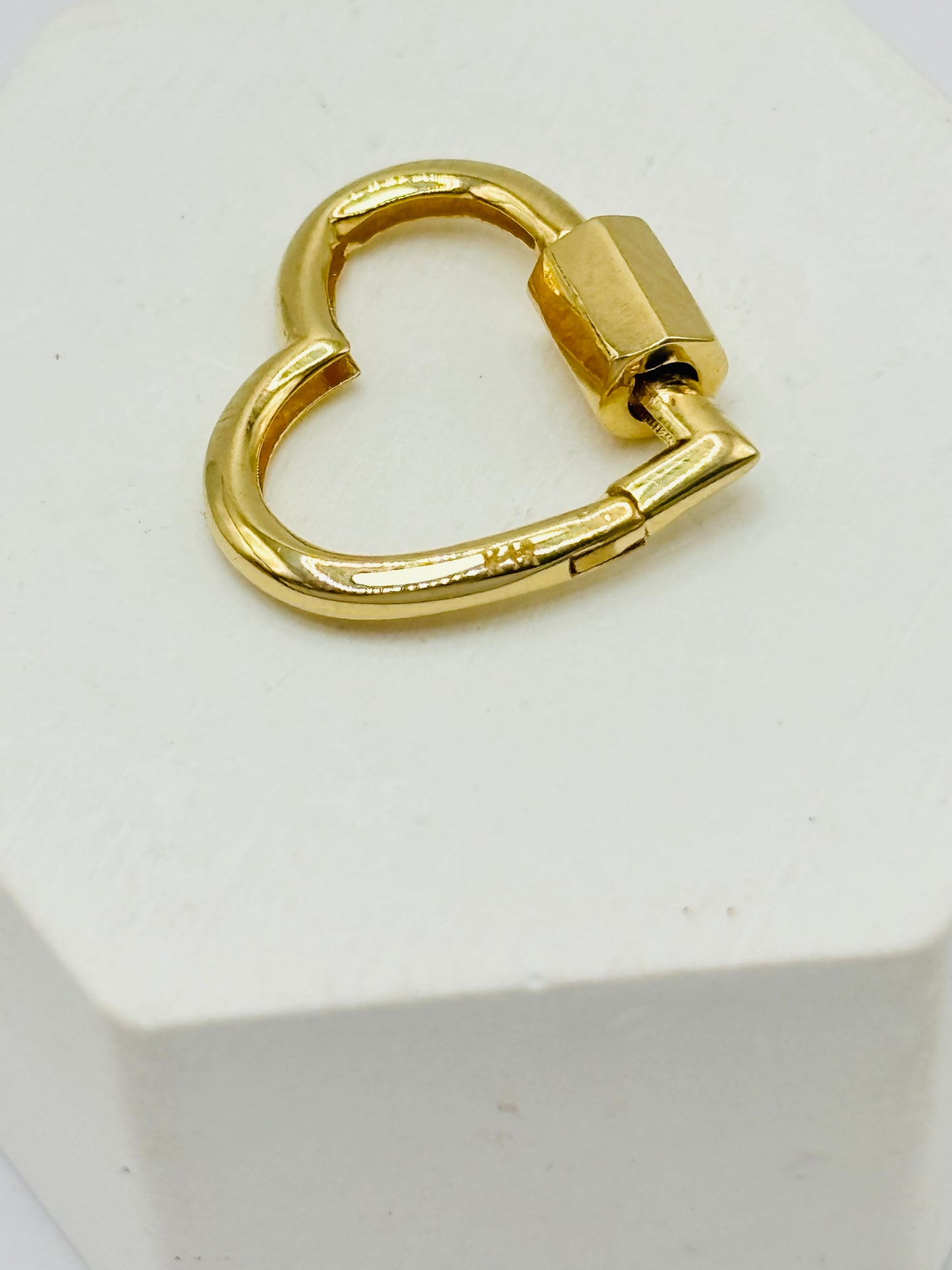 K18 Japan Heart Plain Carabiner Pendant