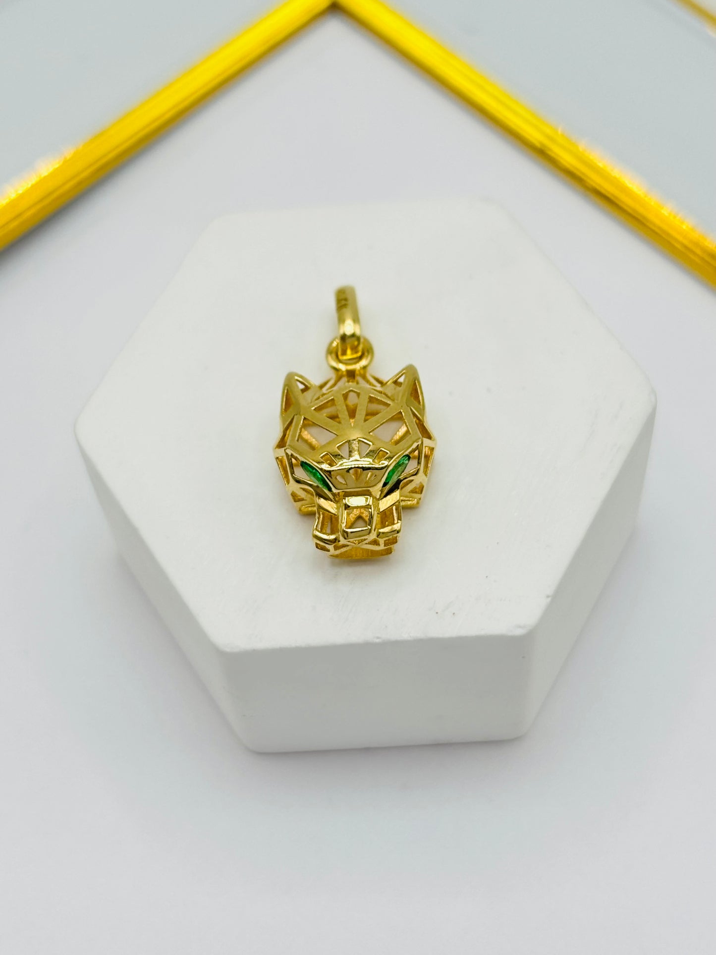 K18 Japan Gold Panther Pendant