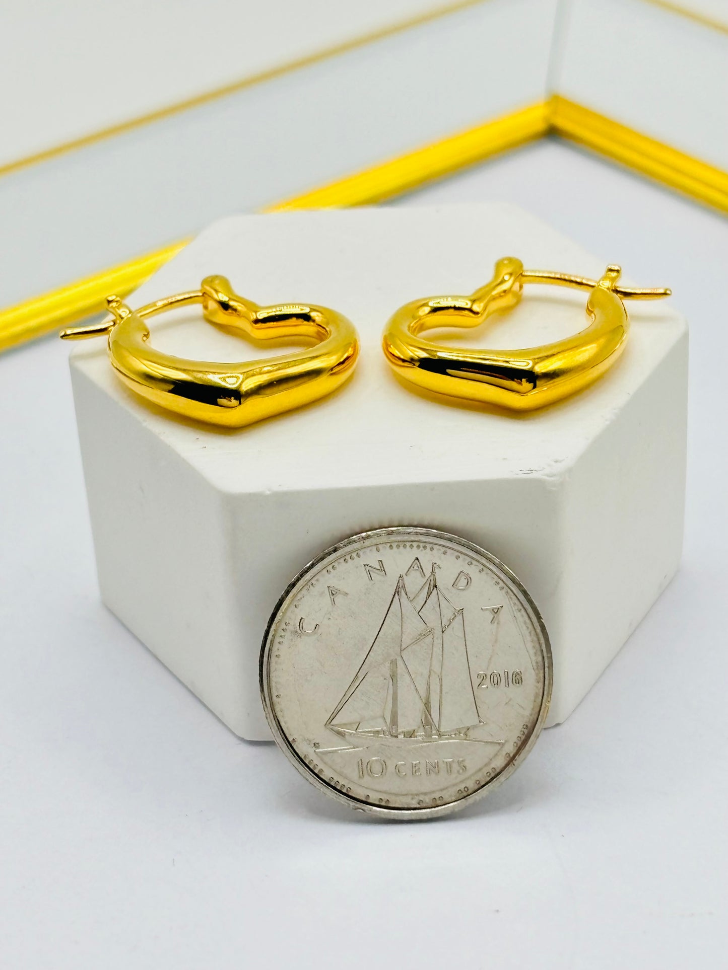 18K Gold Heart Loop Earrings (Electroform)