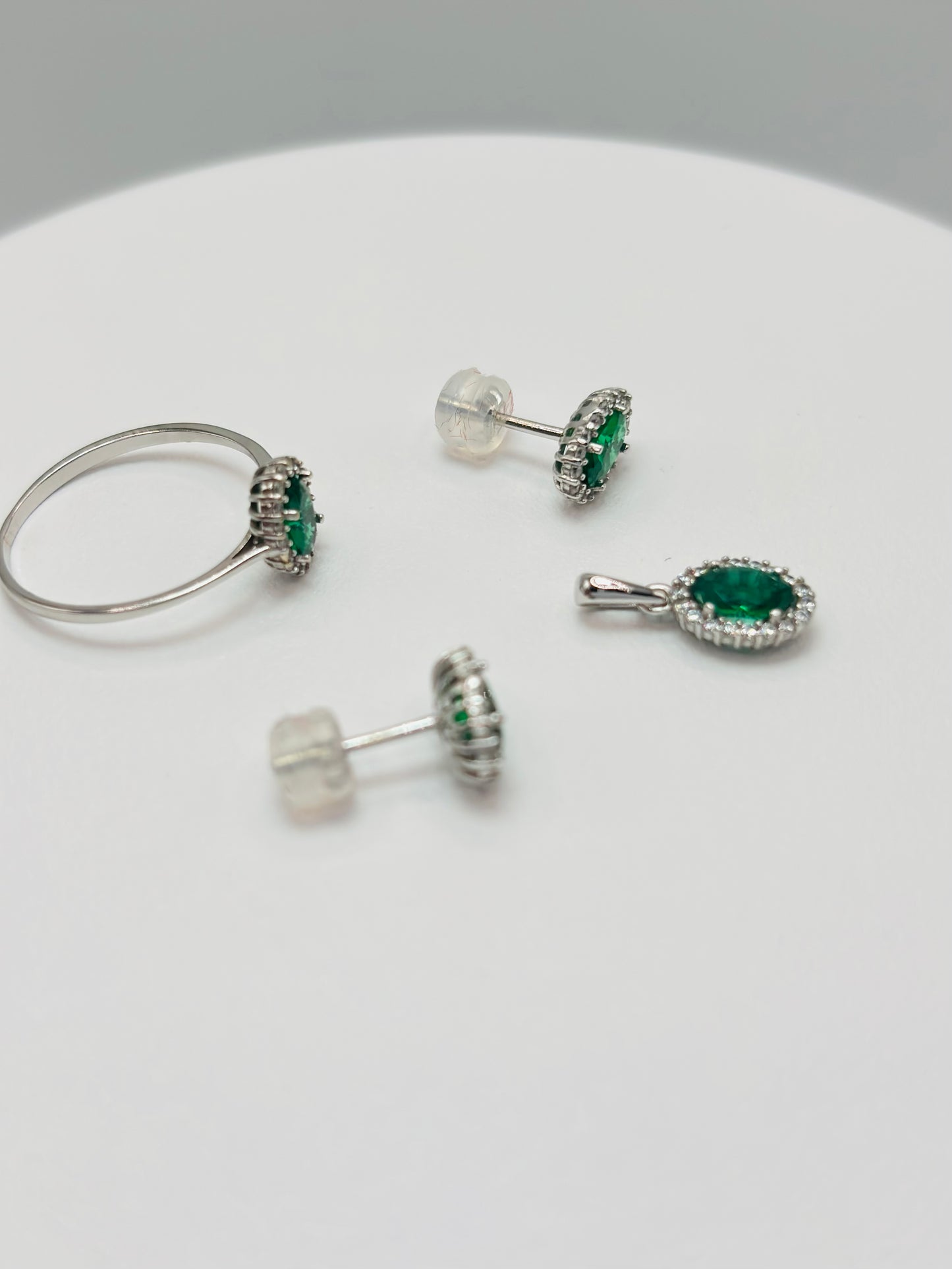 K18 Japan Earrings, Ring, and Pendant Zircon Green Stone Set