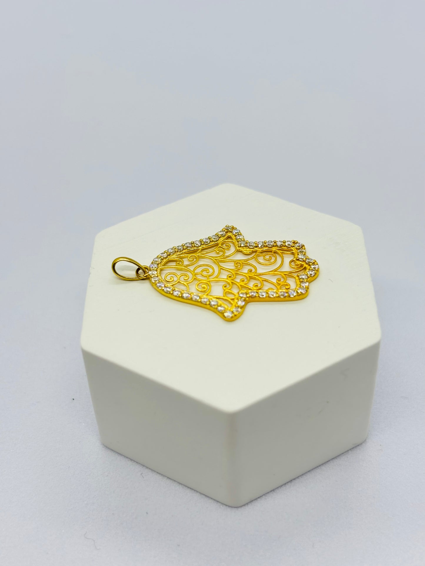 18K Gold Hamsa Moissanite Diamond Pendant