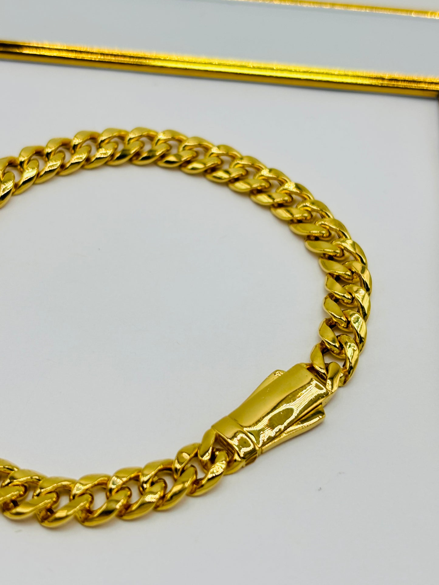 K18 Japan Gold Bracelet 7.4mm