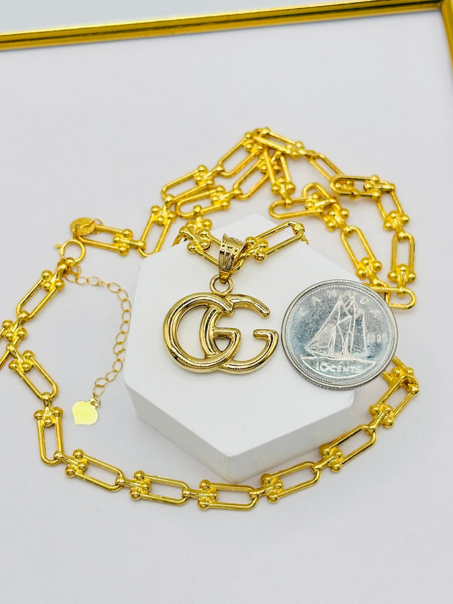 18K Gold G Necklace