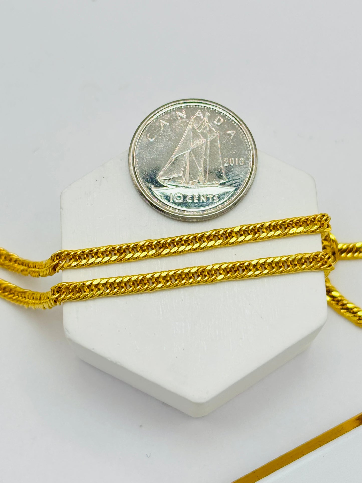 18K Gold Triple Lock Chain 16"