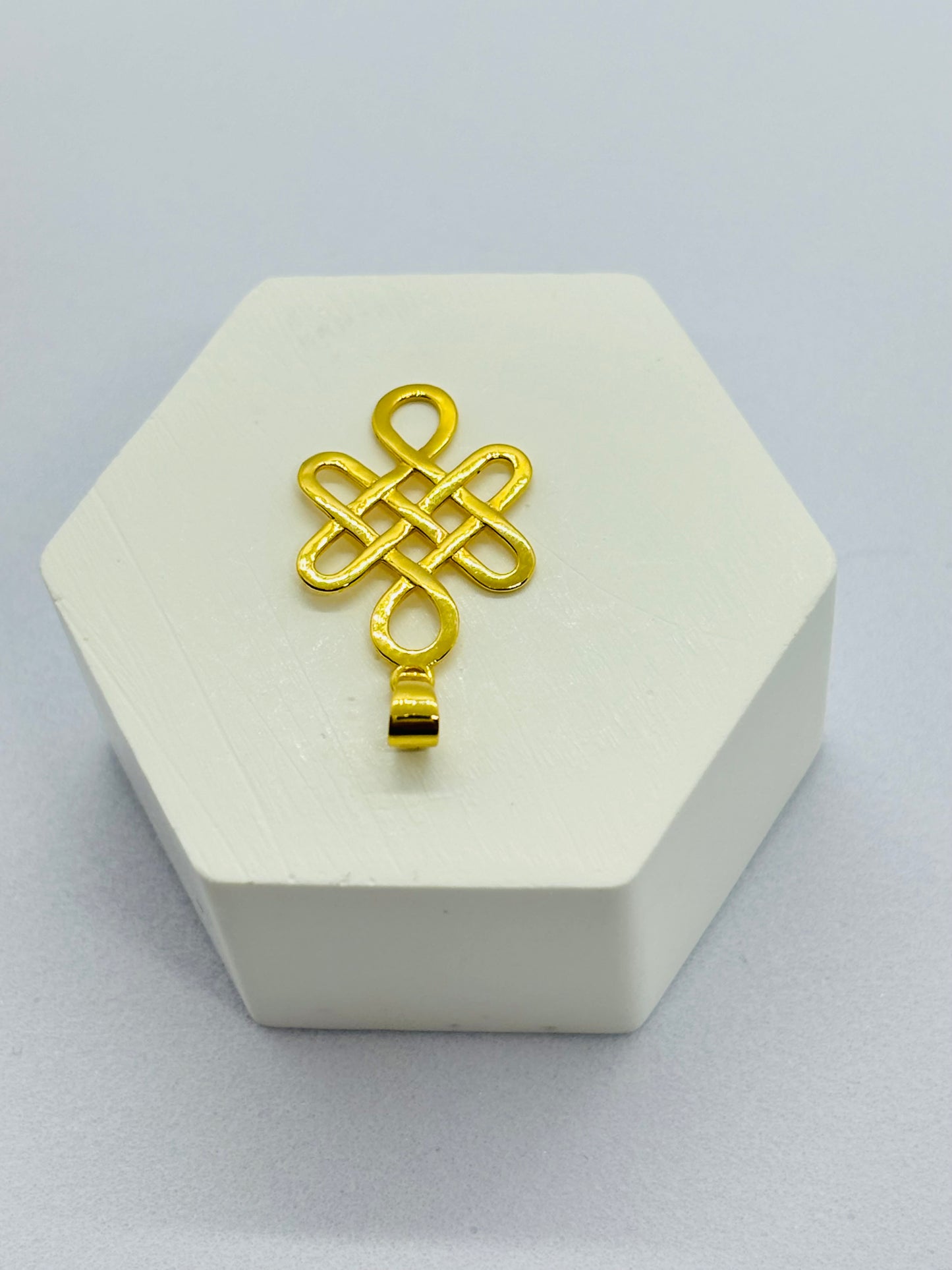 18K Gold Lucky Mystic Knot Pendant