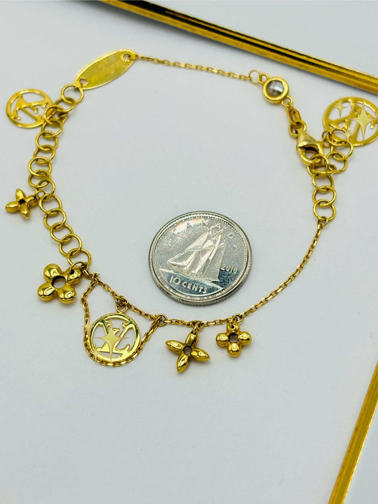 K18 Japan Gold Charm Bracelet