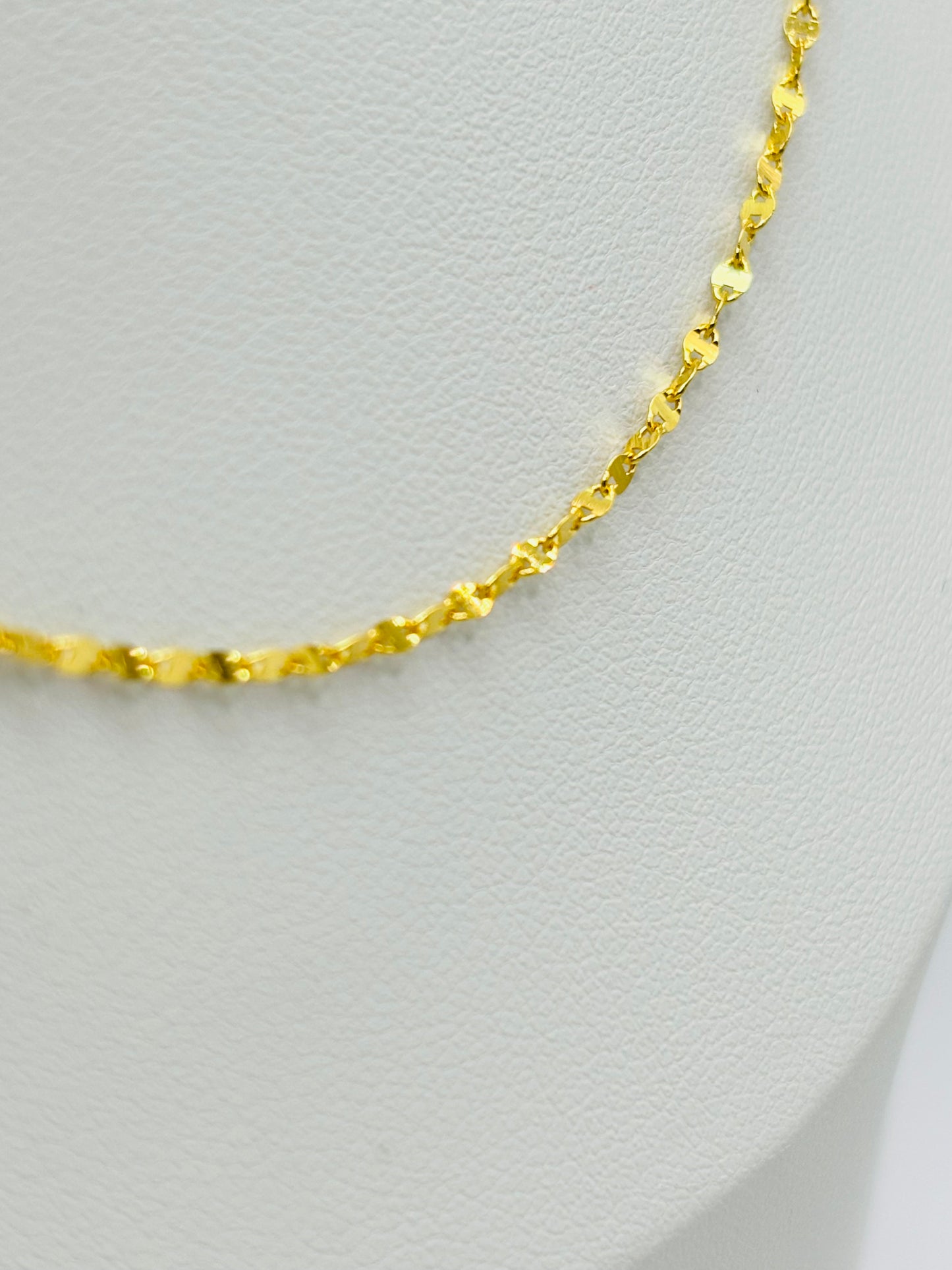 18K Gold Dancing Chain