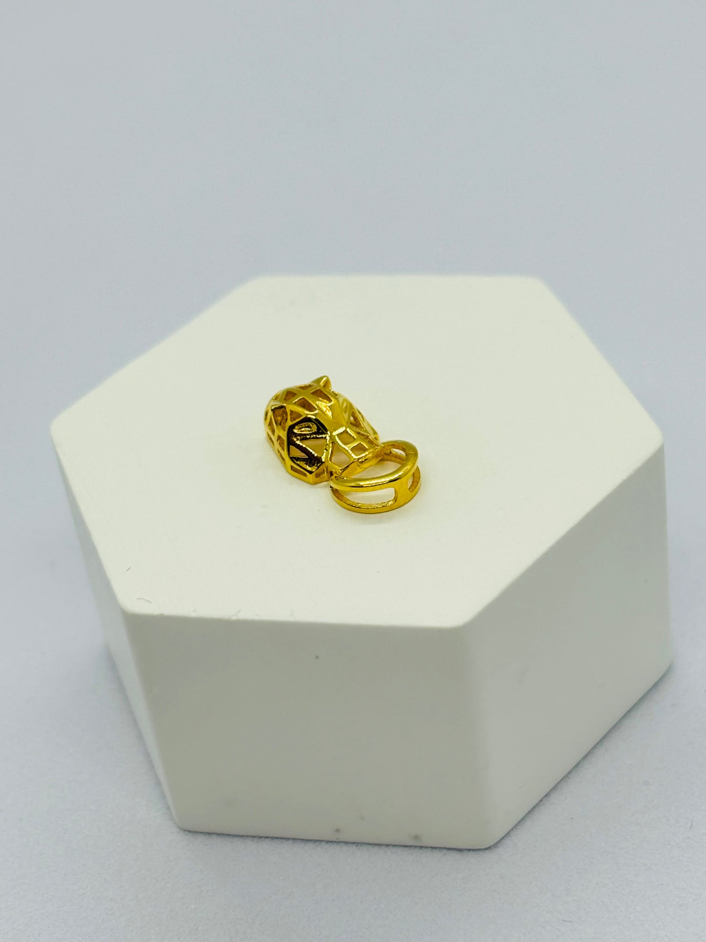 18k Gold Small Panther Pendant