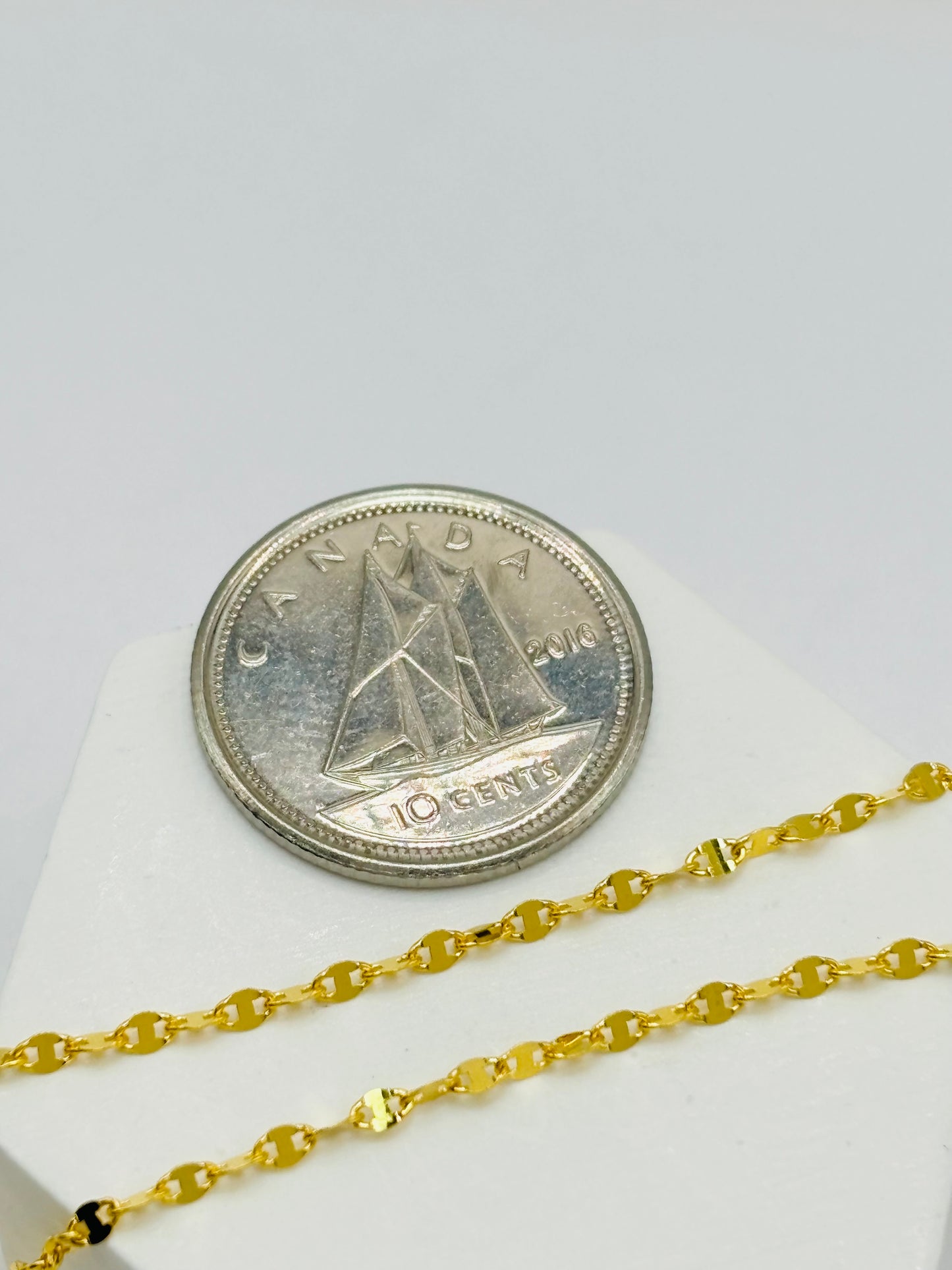 18K Gold Dancing Chain