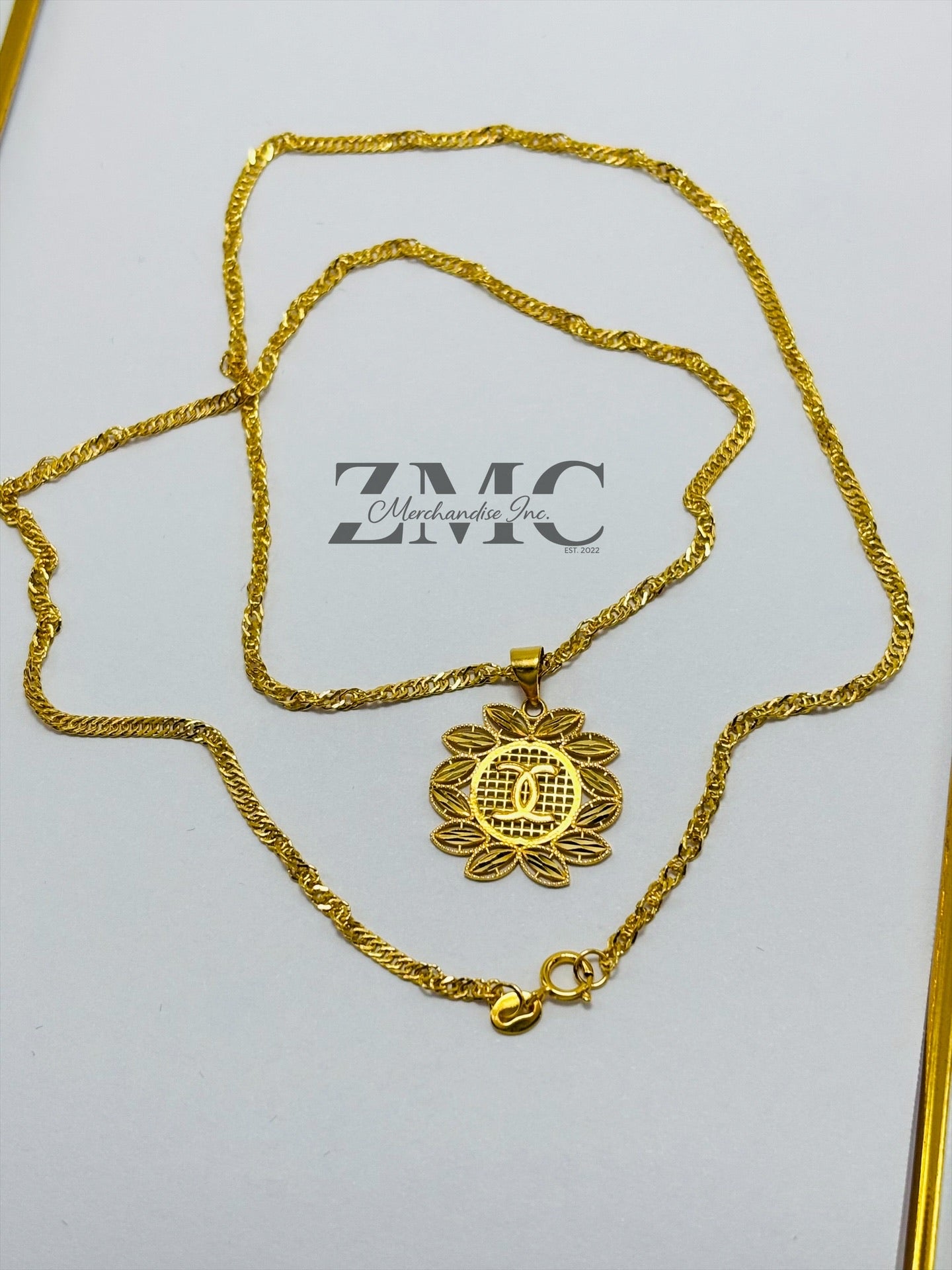 18K Gold C Necklace