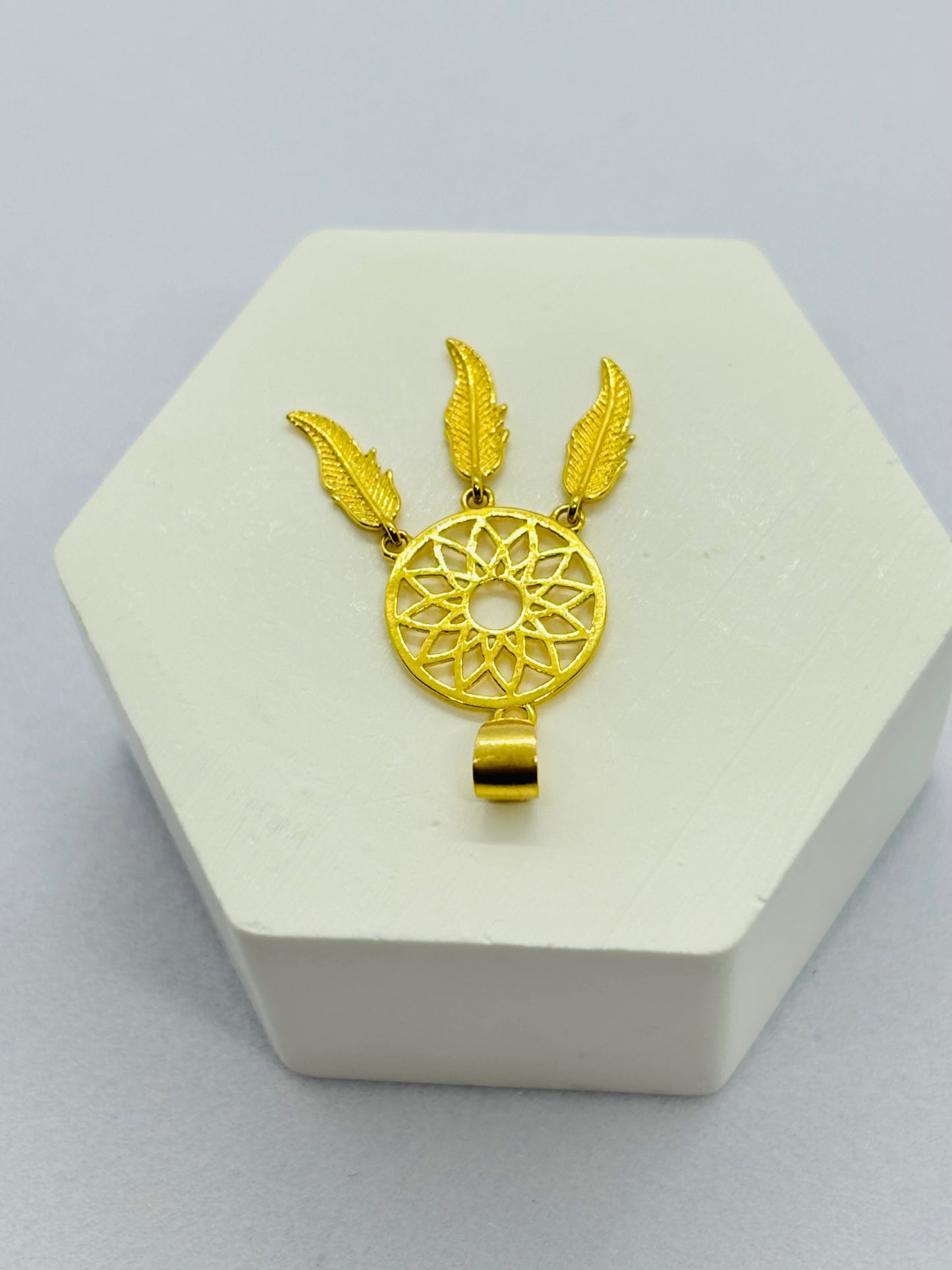 18k Gold Dream Cather Pendant