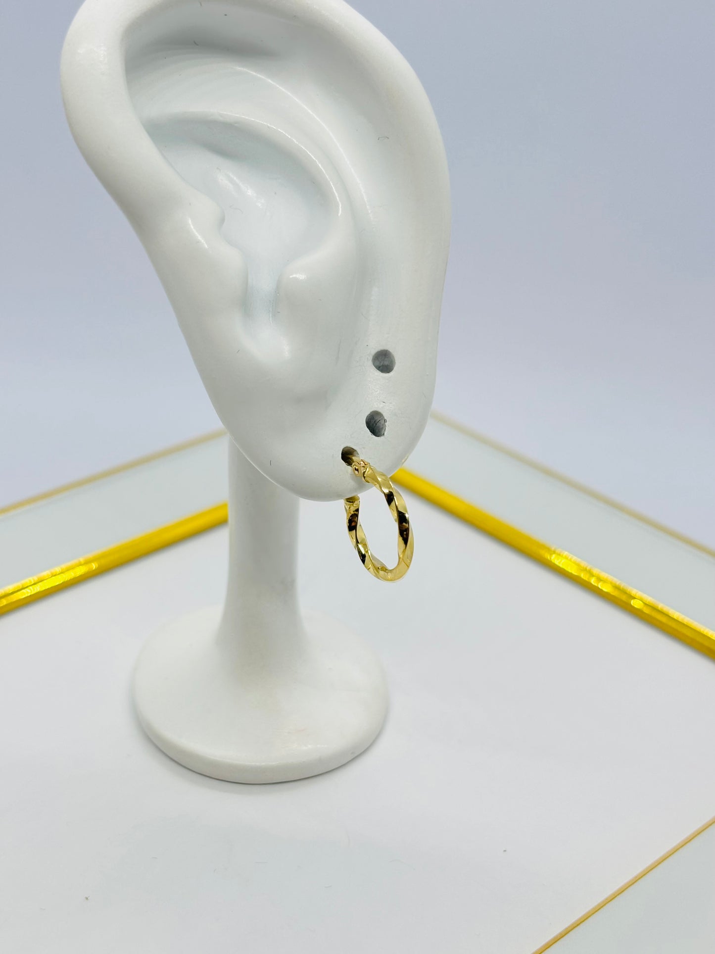 18K Gold Twisted Loop Earrings