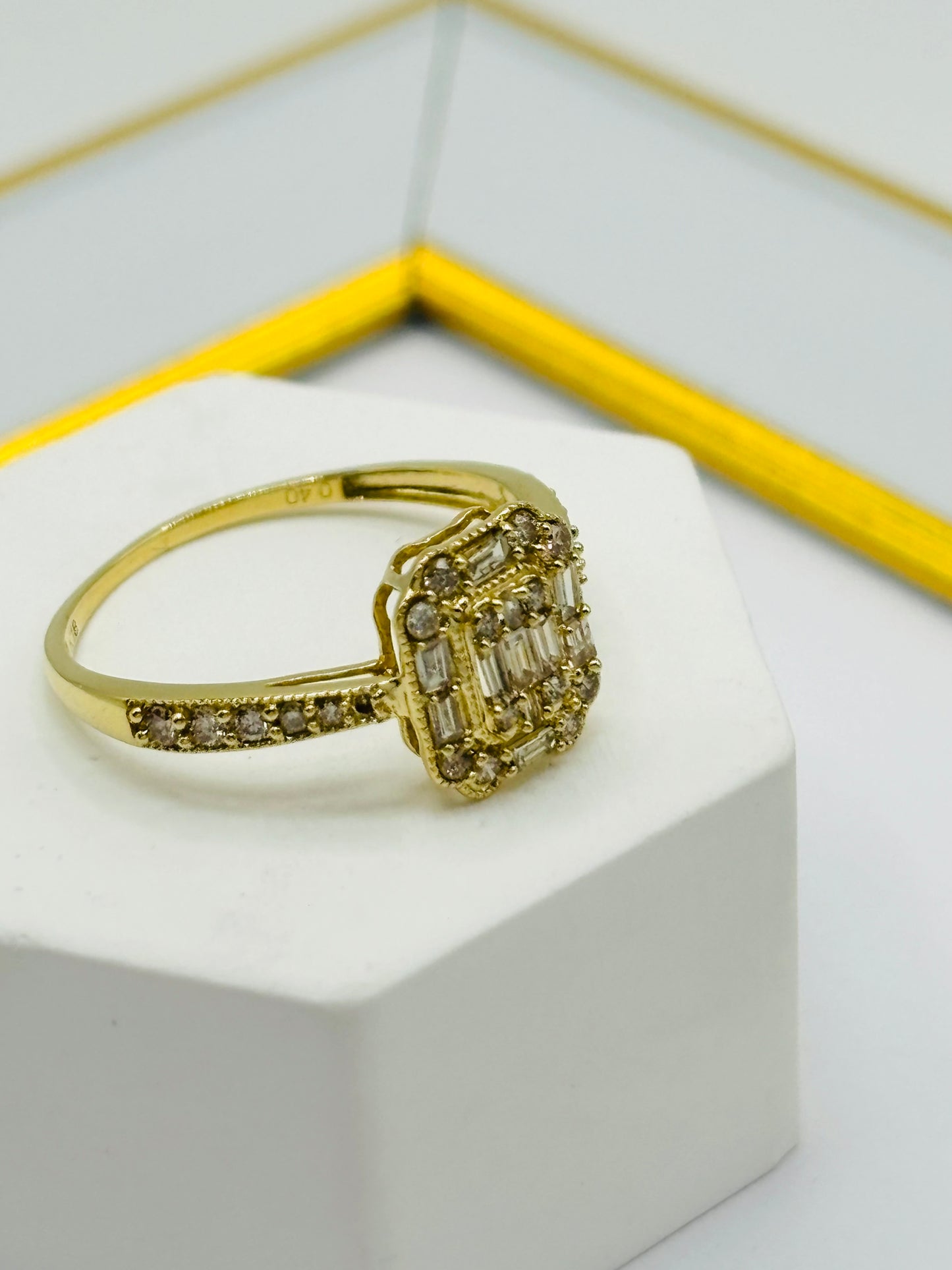 K18 Japan Gold Natural Diamond Ring