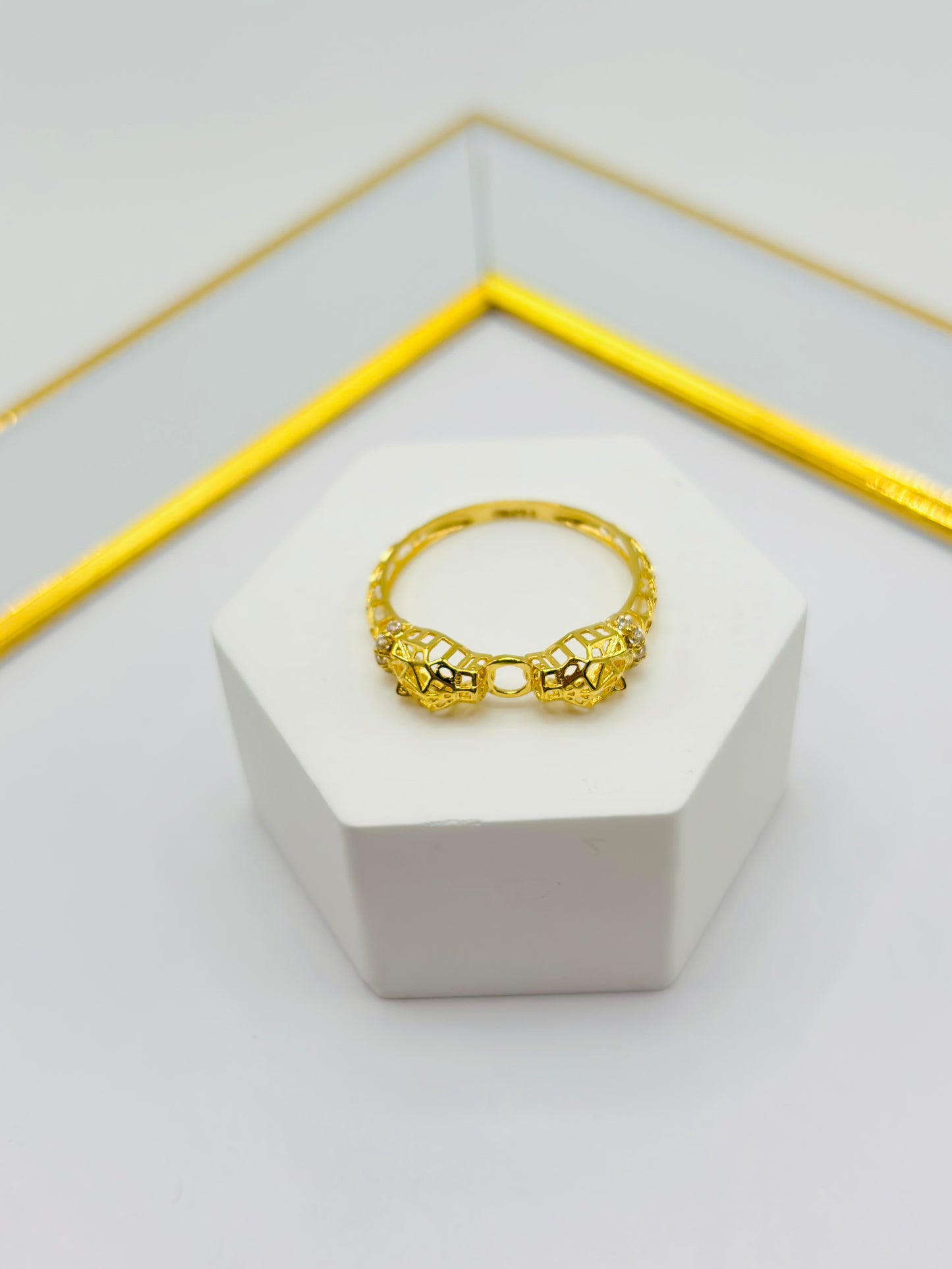 18K Gold Panther Ring