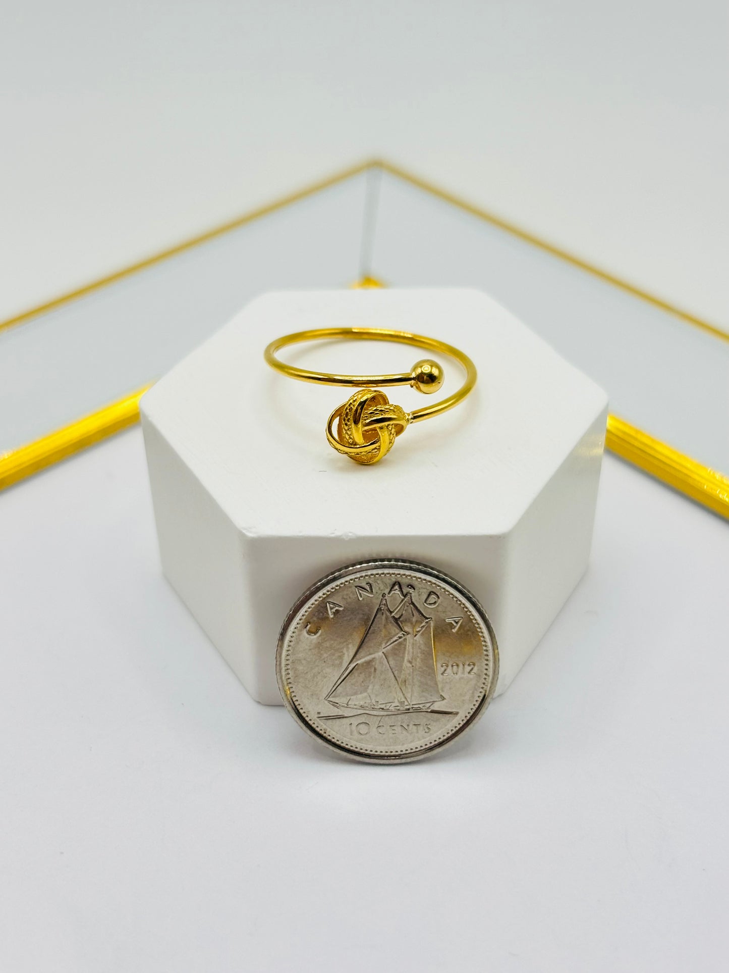 18K Gold Knot Ring