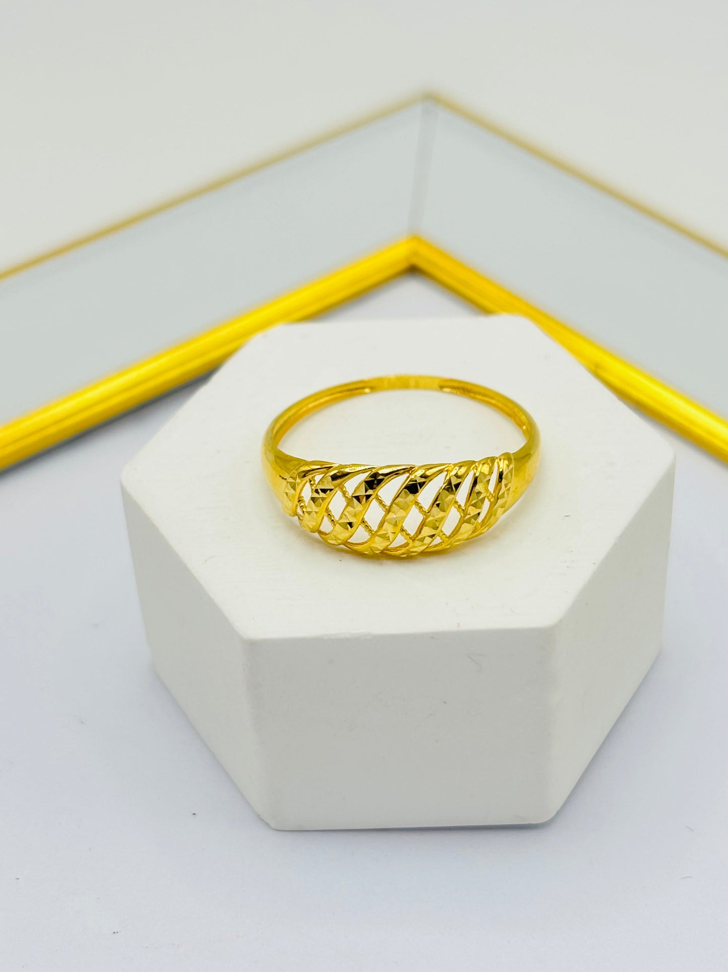18K Gold Net Ring