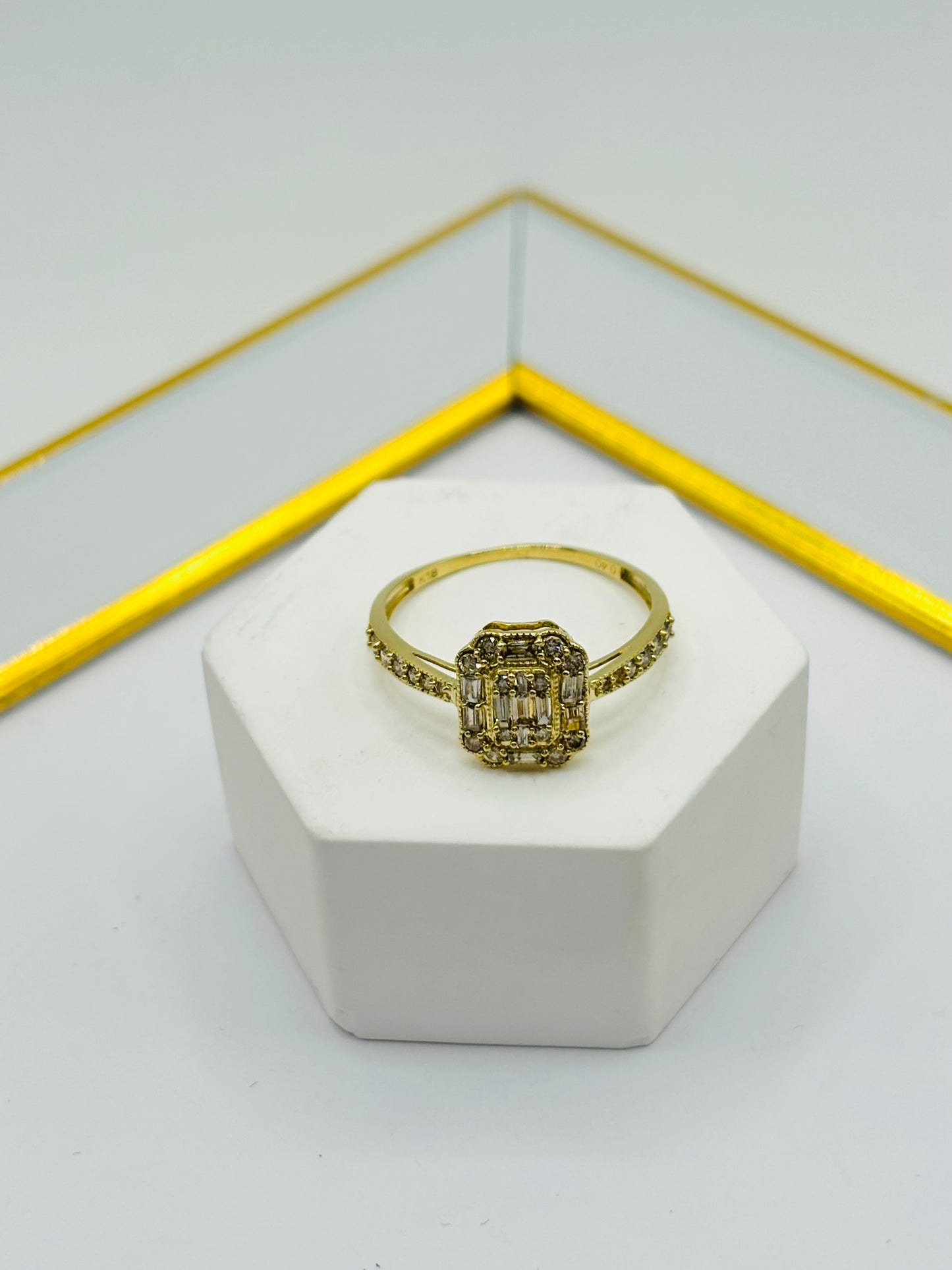 K18 Japan Gold Natural Diamond Ring