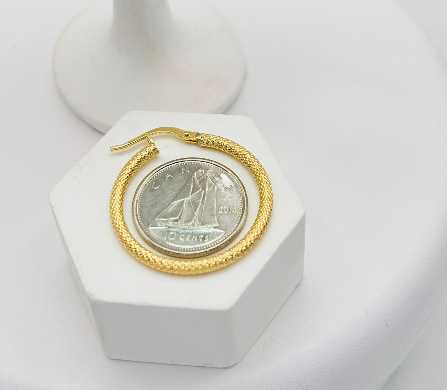 18K Gold Loop Earrings