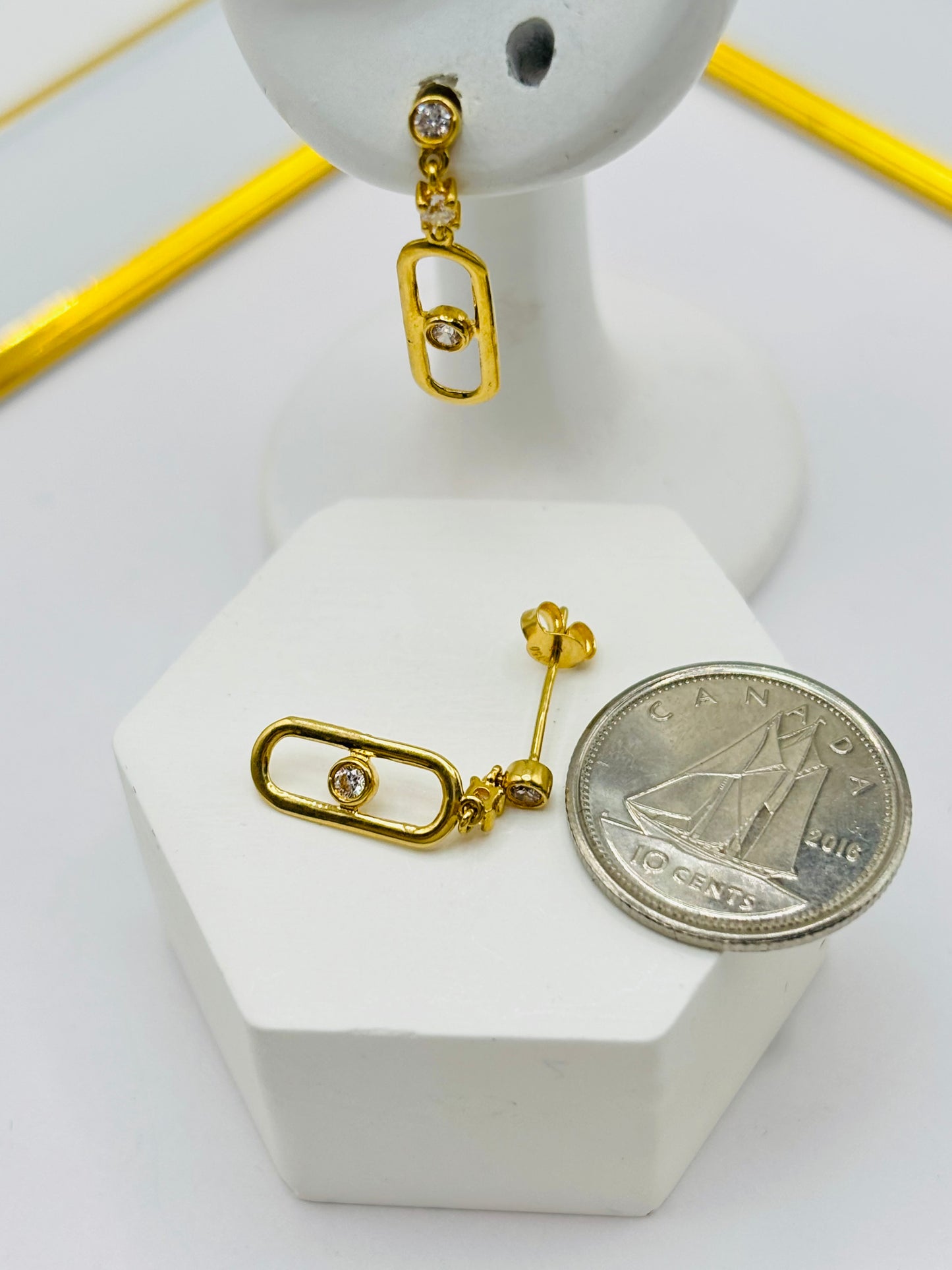 18K Gold Dangling Earrings