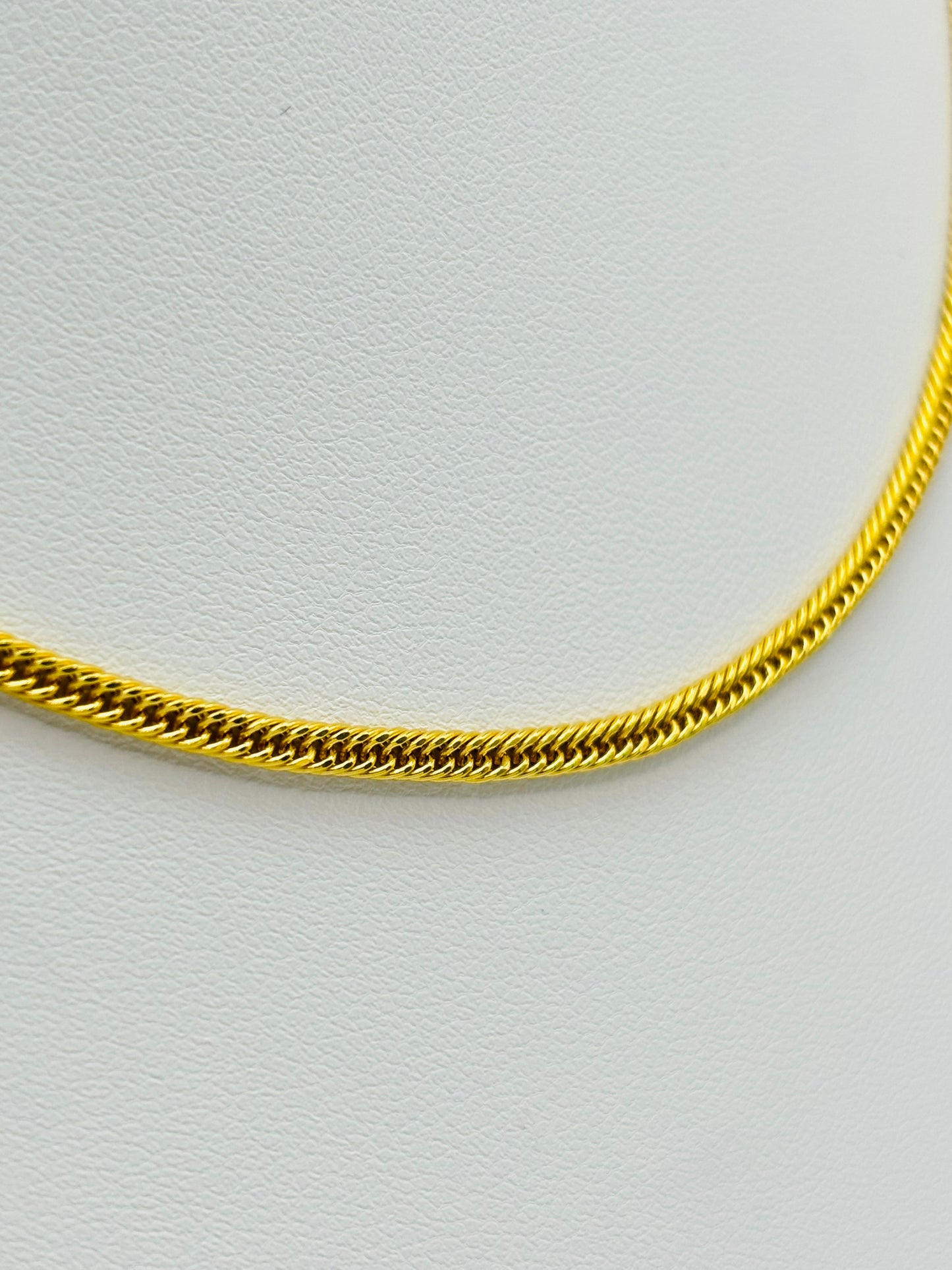 18K Gold Triple Lock Chain