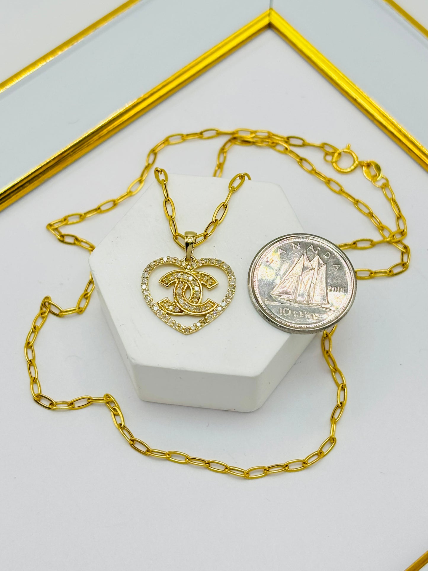 18K Gold Heart Natural Diamond Necklace