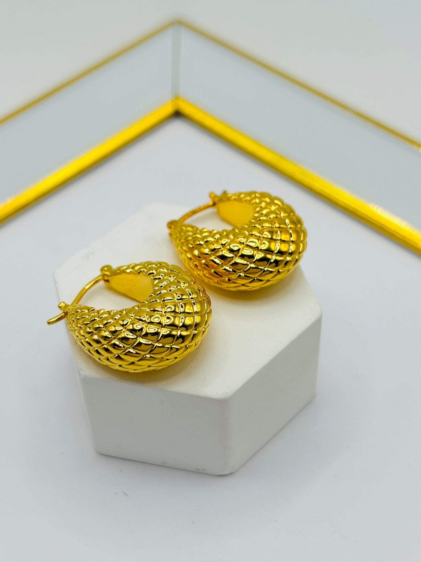 18K Gold Woven Pattern Loop Earrings (Electroform)