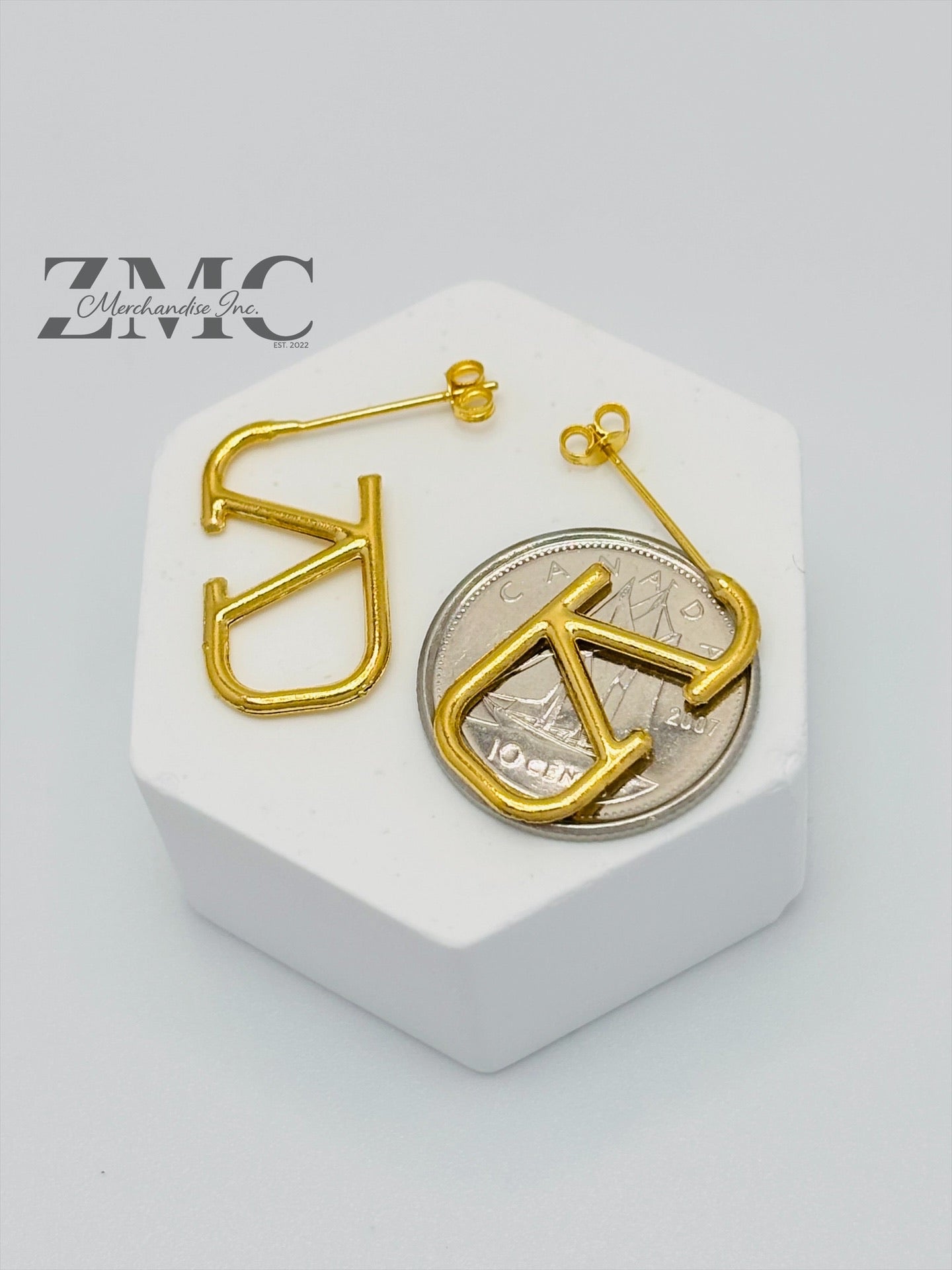18K Gold V Stud Loop Earrings