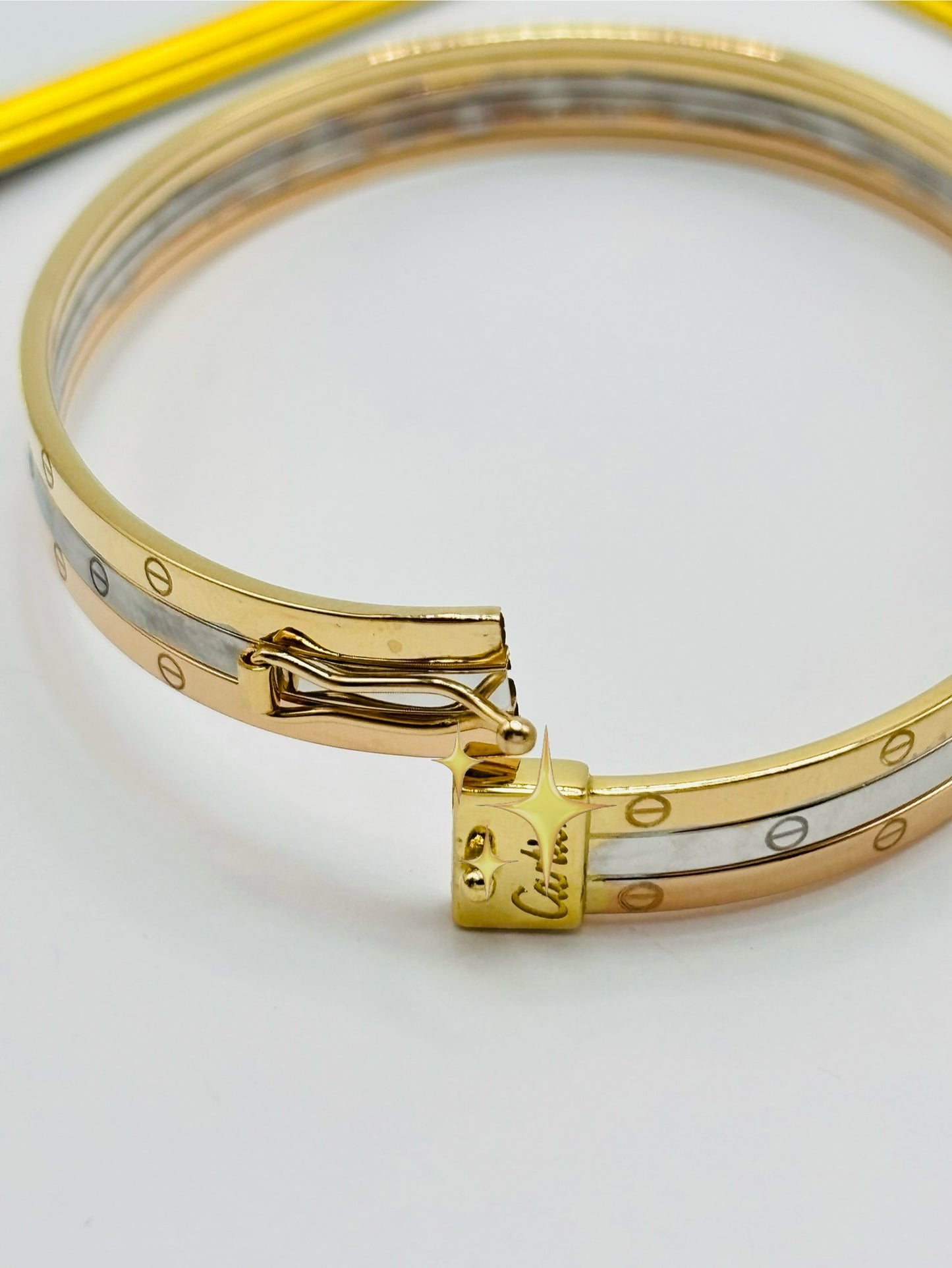 K18 Japan Gold Tri-color Clip Bangle (Please Read the Description)